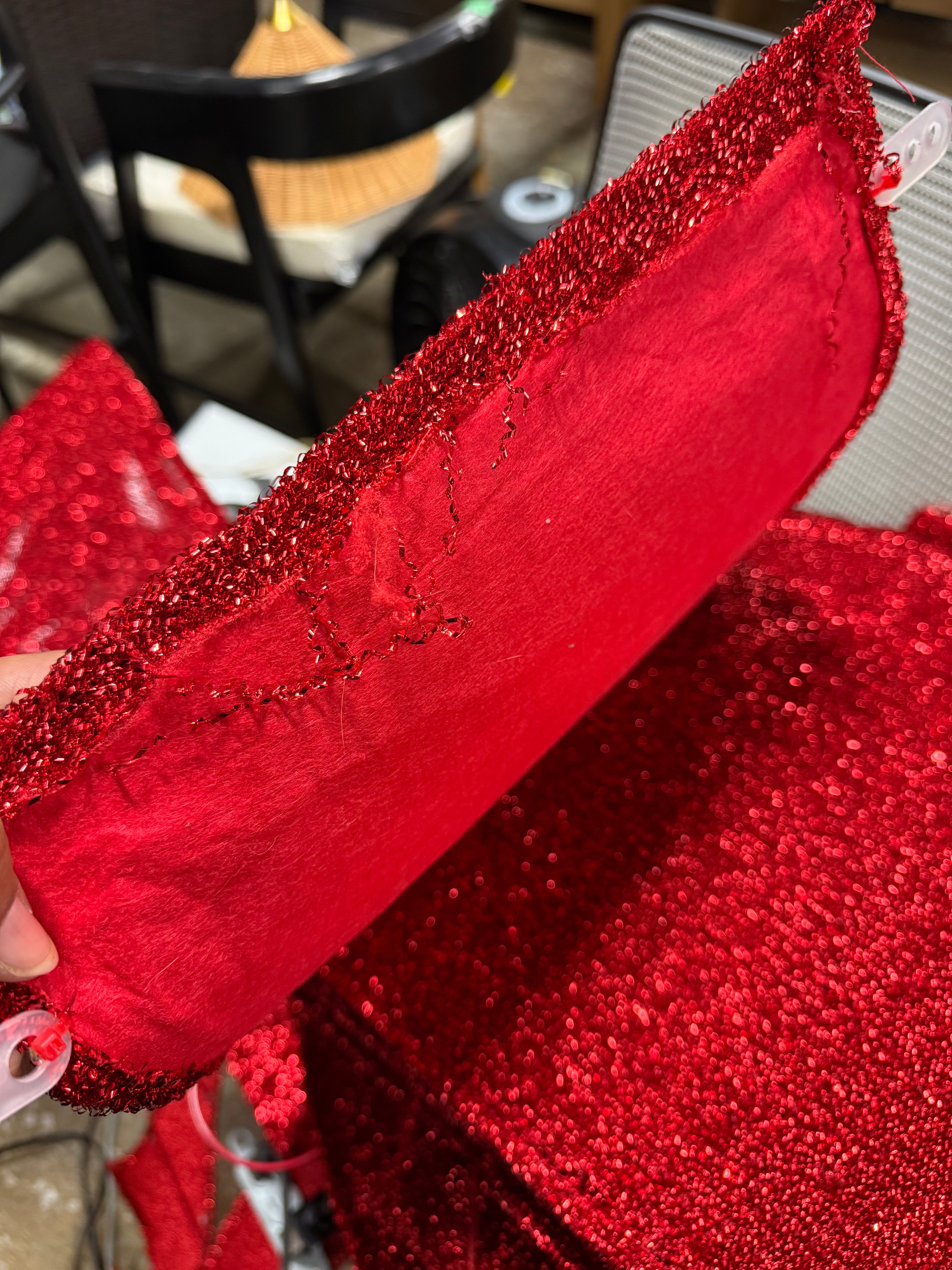 Lighted Christmas Tinsel Doorway Arch with Removable Bow for Roof Door Fireplace