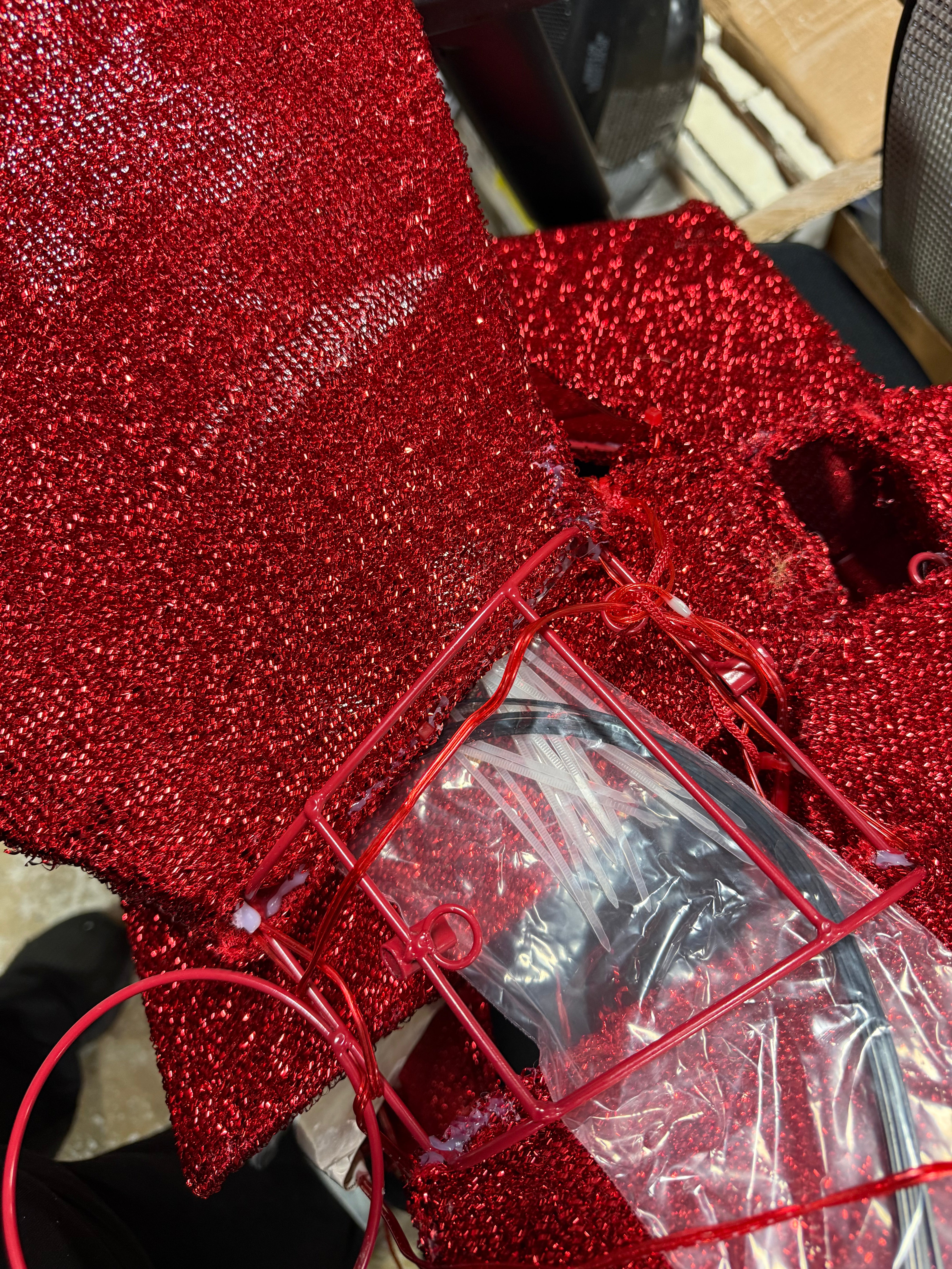 Lighted Christmas Tinsel Doorway Arch with Removable Bow for Roof Door Fireplace