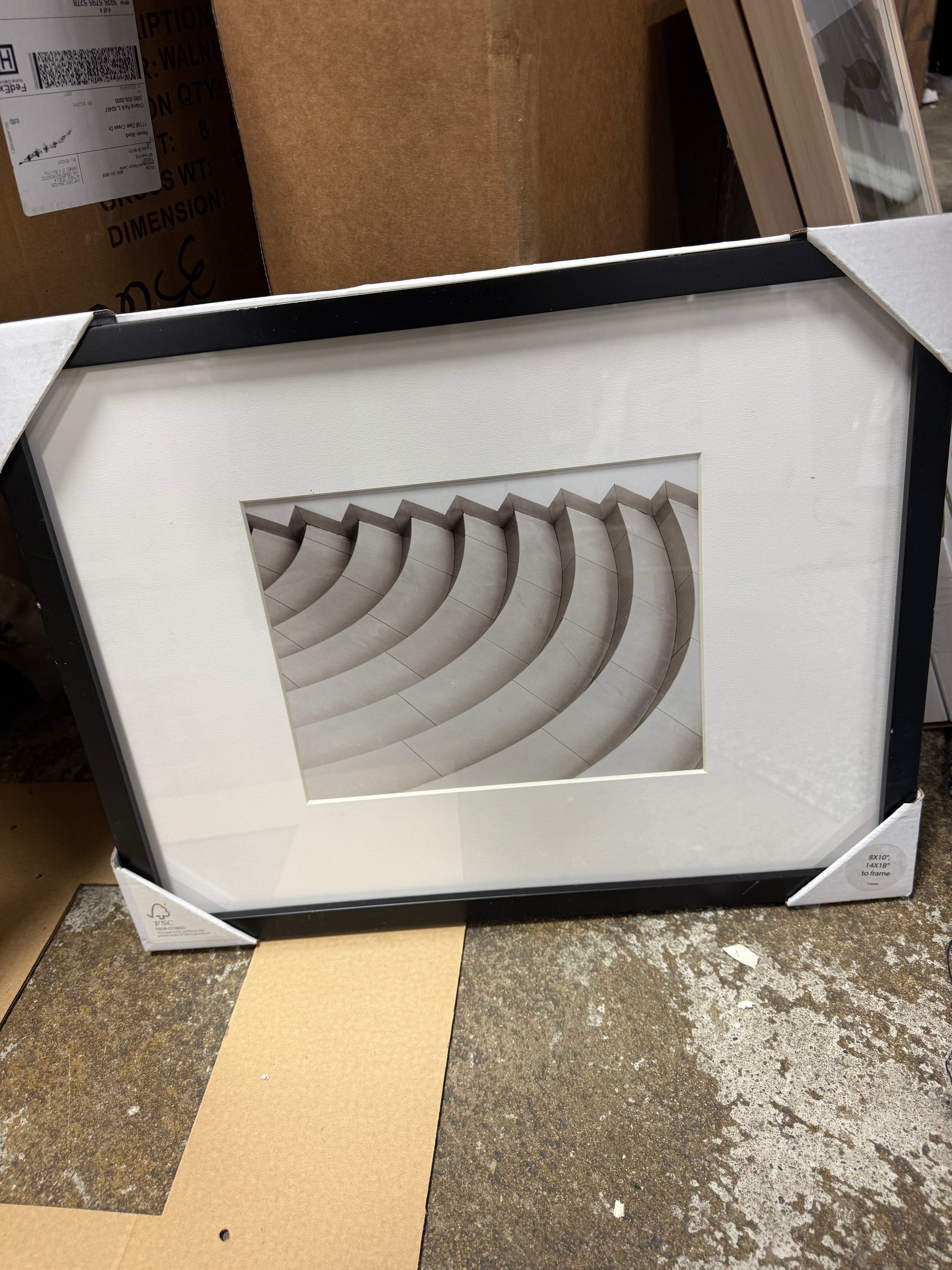 Gallery Single Image Frame Black