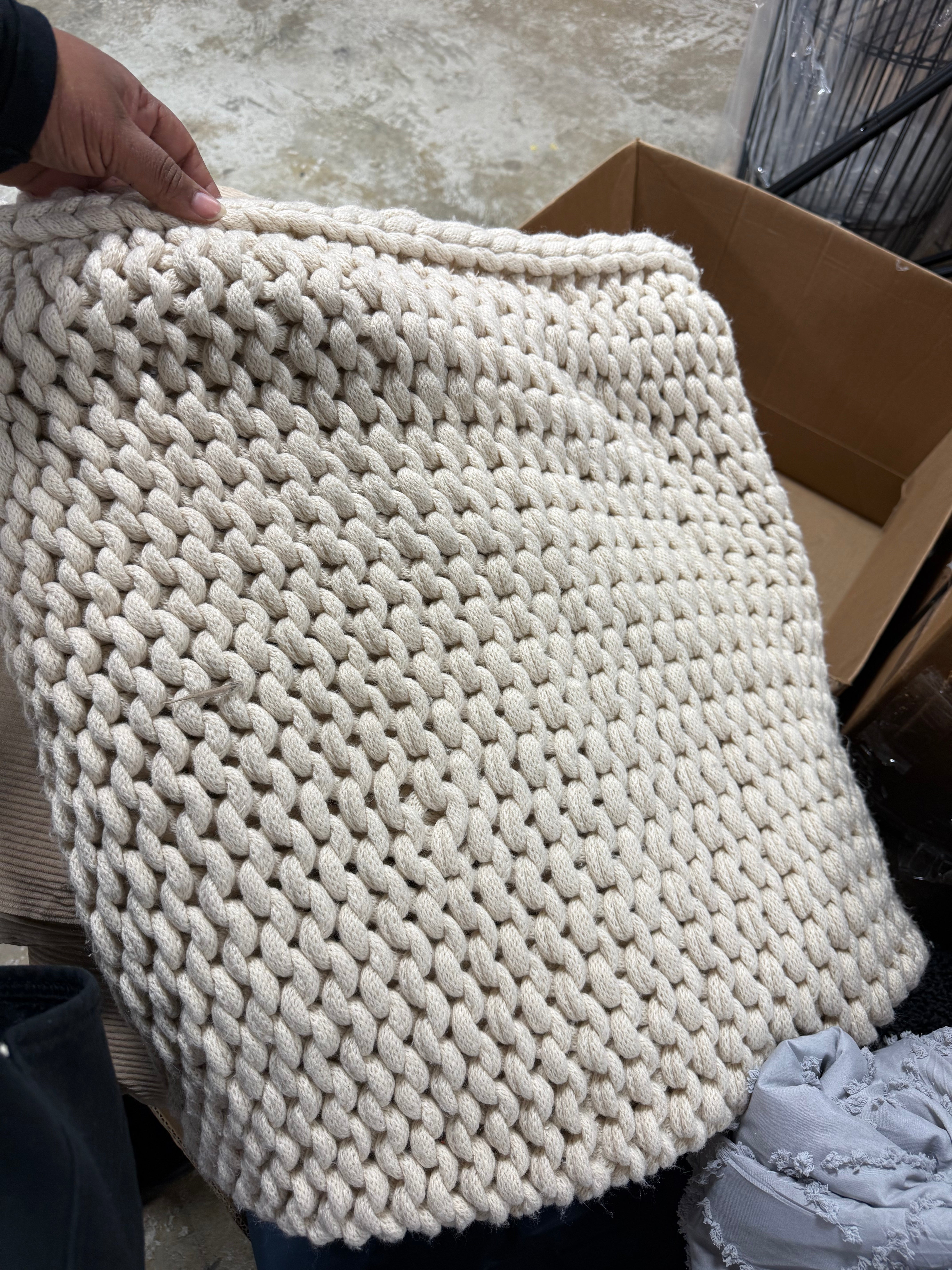 Oversized Solid Bed Throw