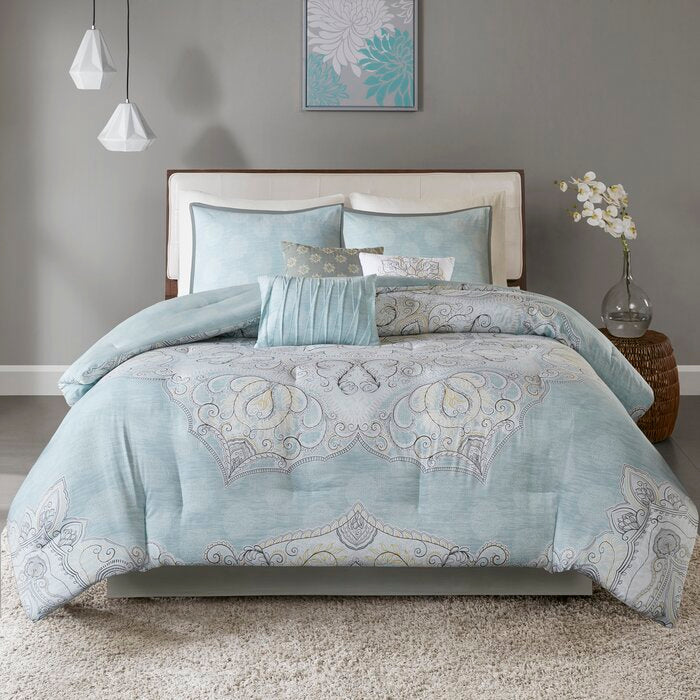 4 pc Set Cal King Comforter Set