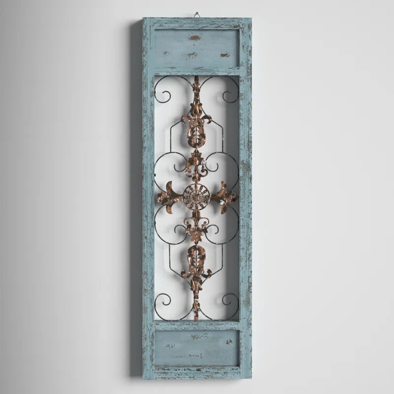 Kelly Wood Scroll Wall Décor