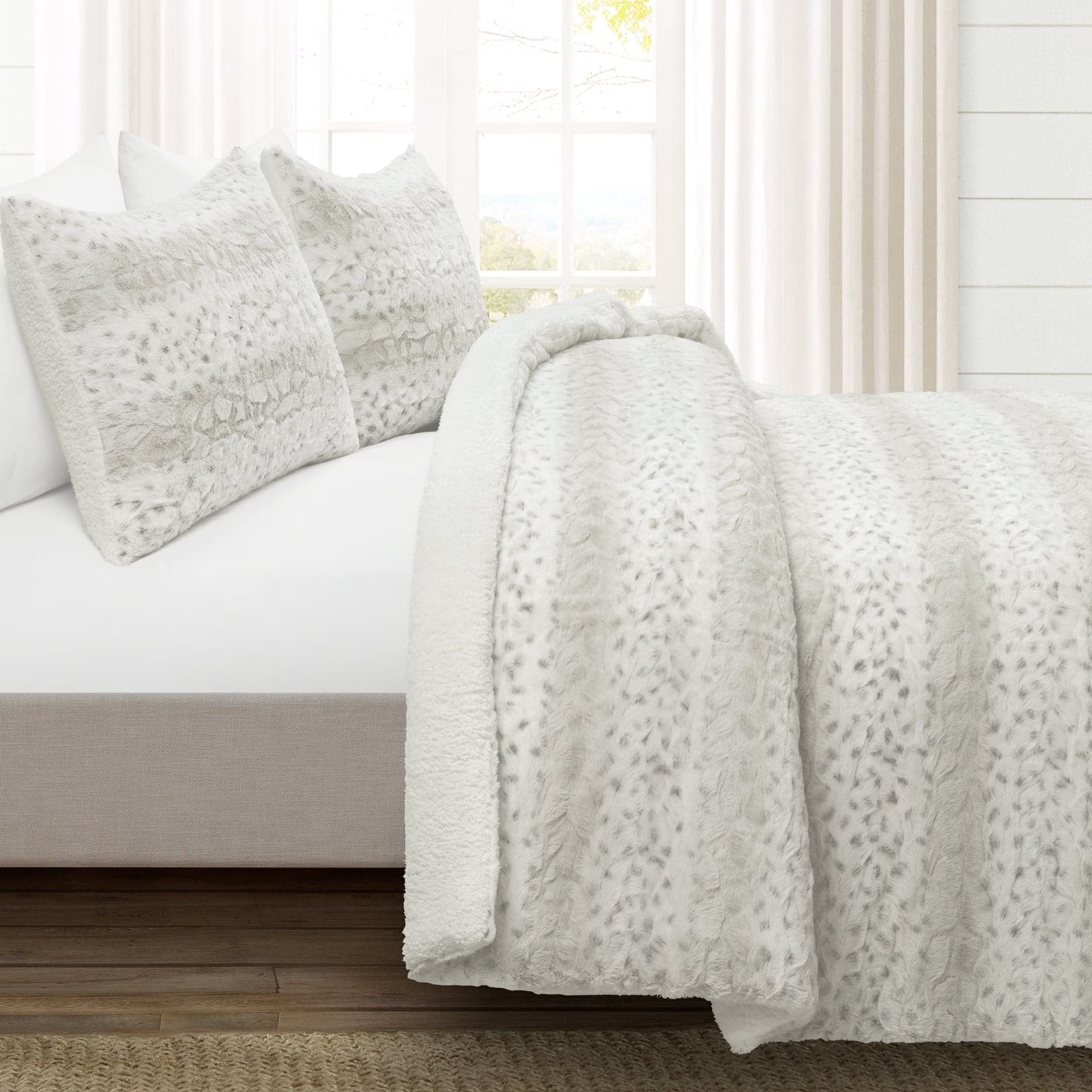 Leopard Textured Faux Fur Comforter Gray 3Pc Set King - SHOWROOM ITEM 