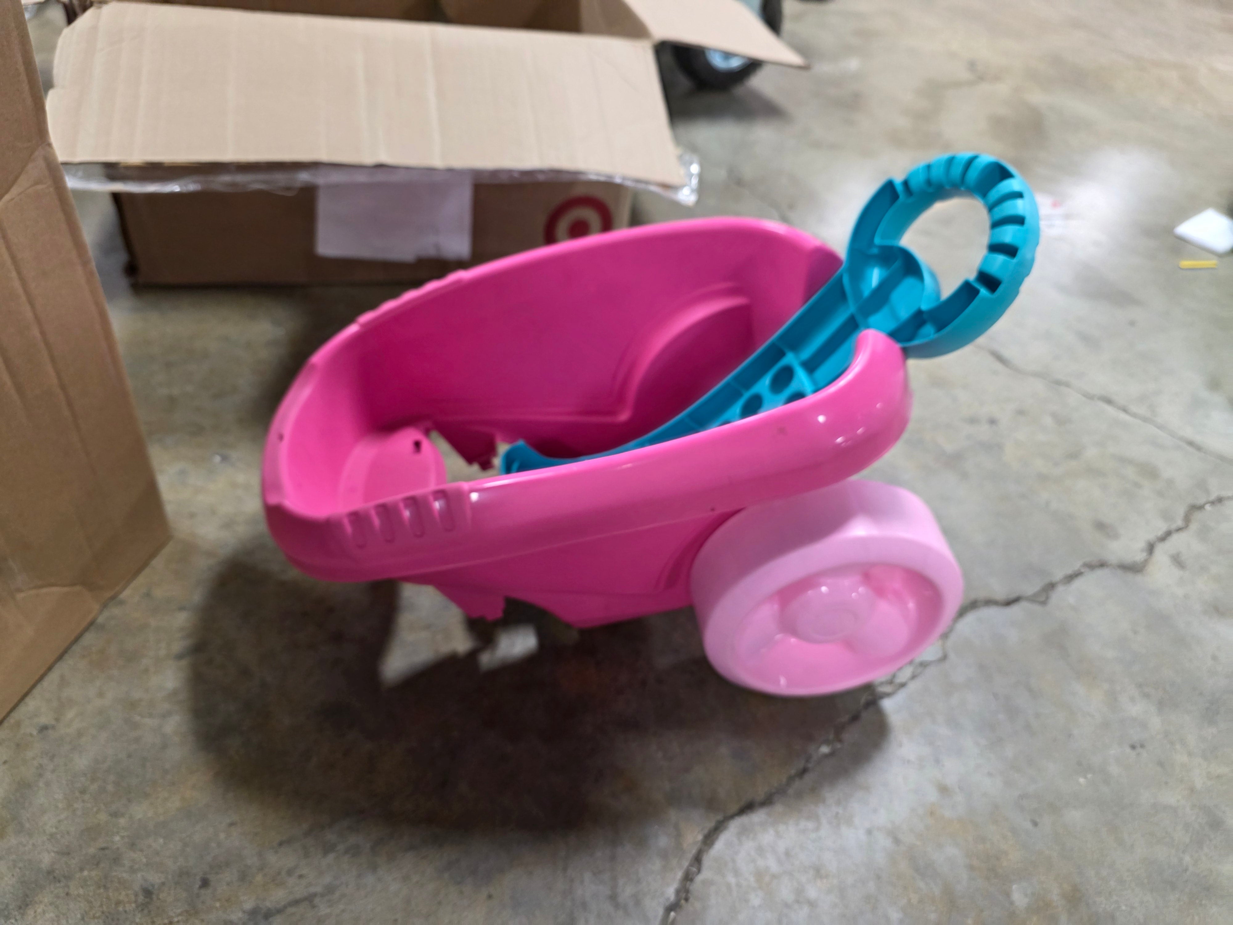 Pink Block Scooping Wagon Building Toy (21 Pieces)