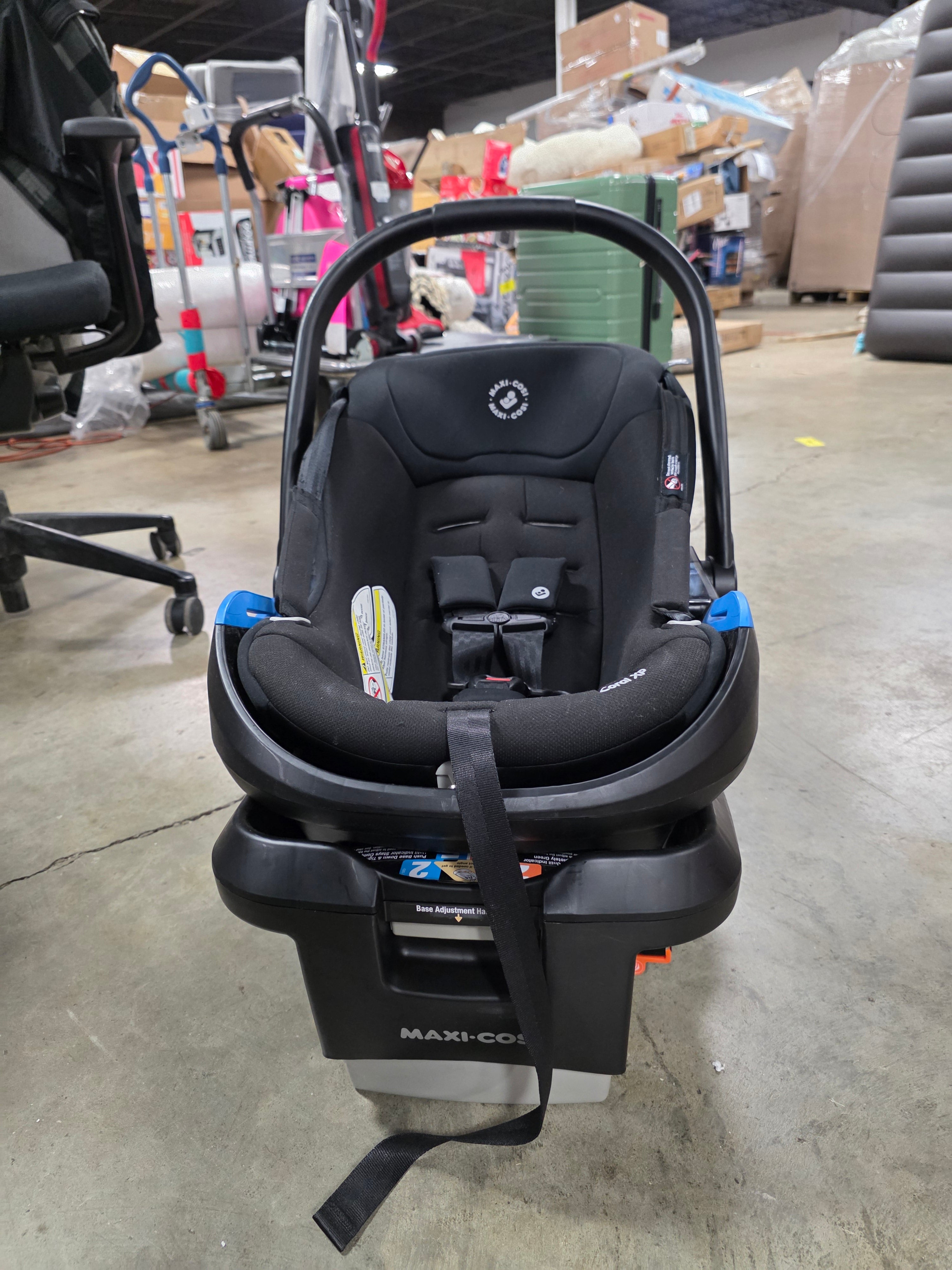 Coral XP Infant Car Seat - Essential Graphite