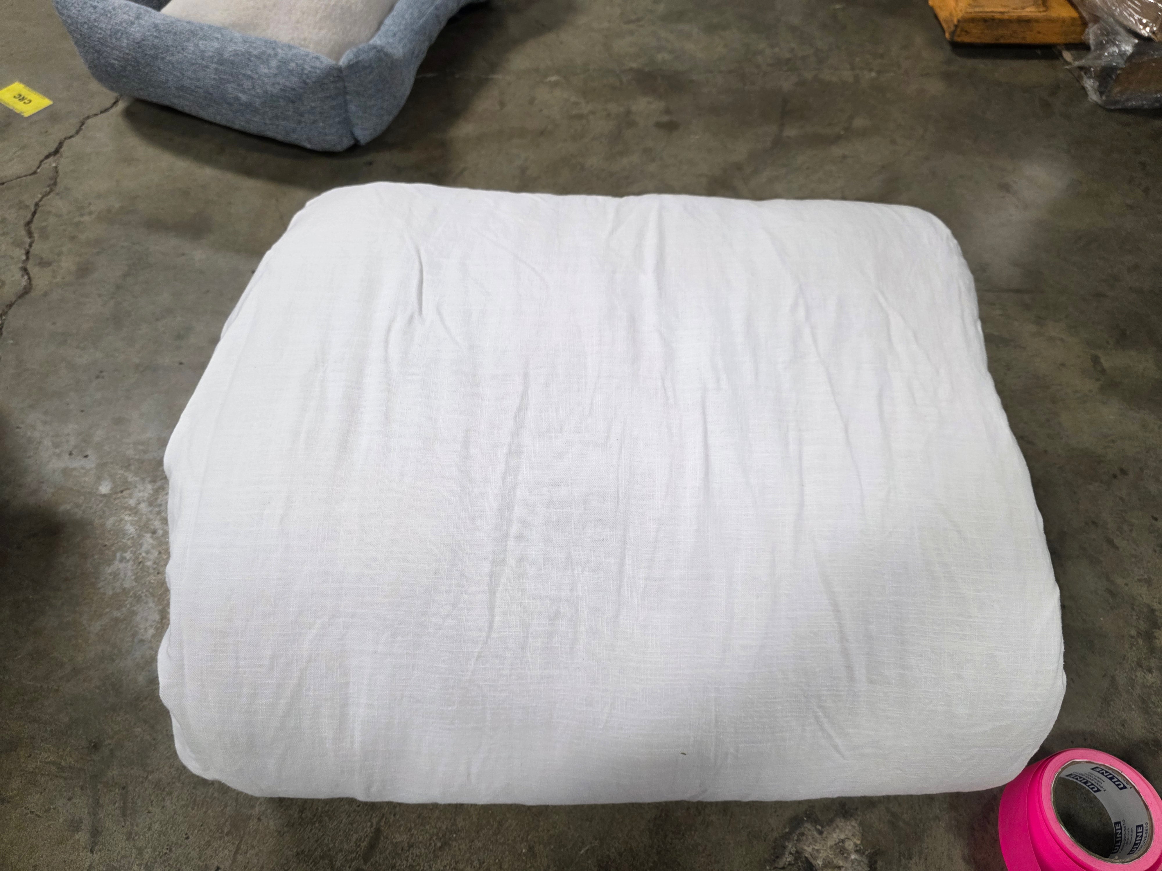 Heavyweight Linen Blend Comforter - King