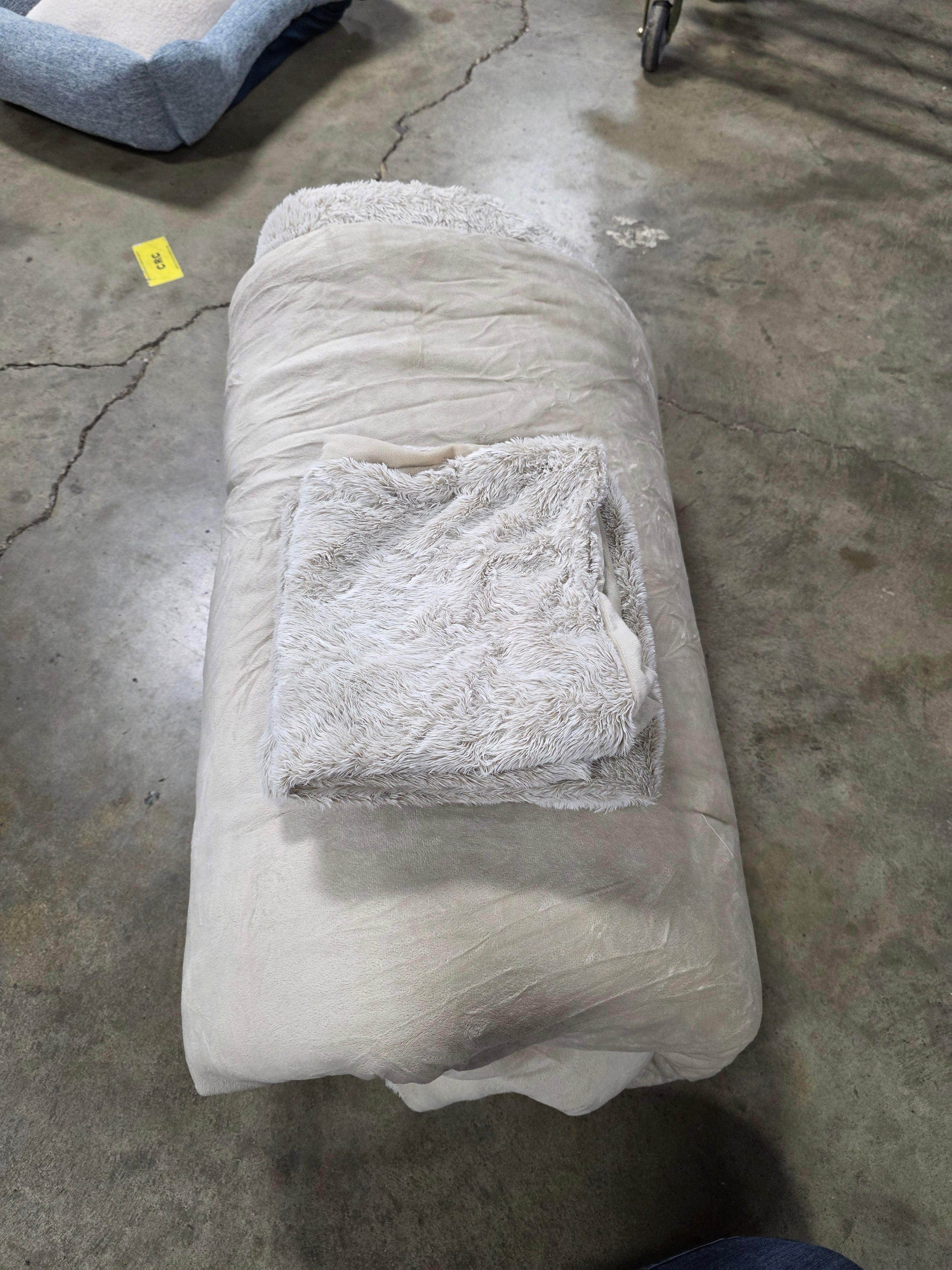 Luxe Textured Faux Fur Comforter and Sham Set Khaki King