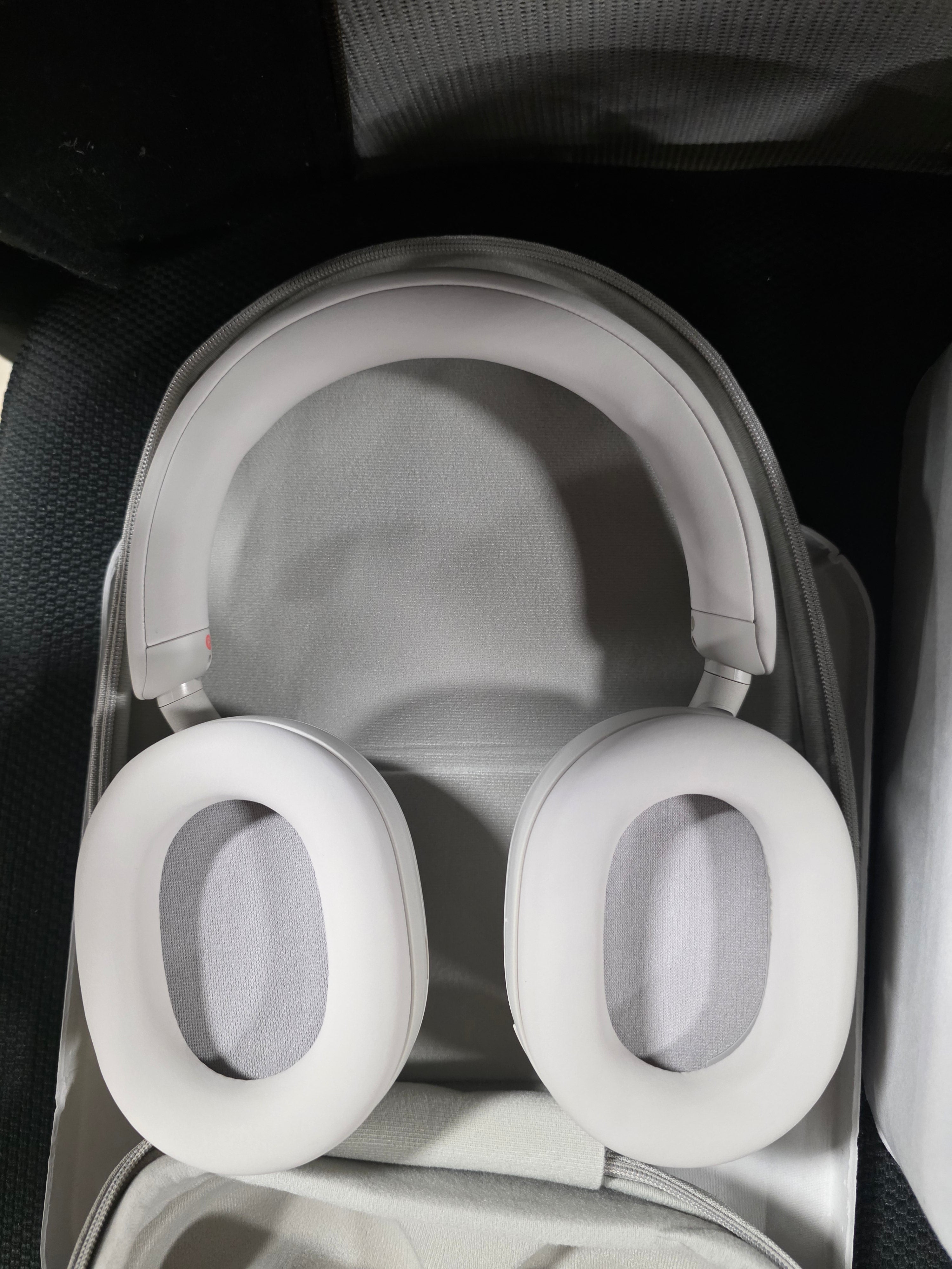 Bluetooth Wireless Noise-Canceling Headphones