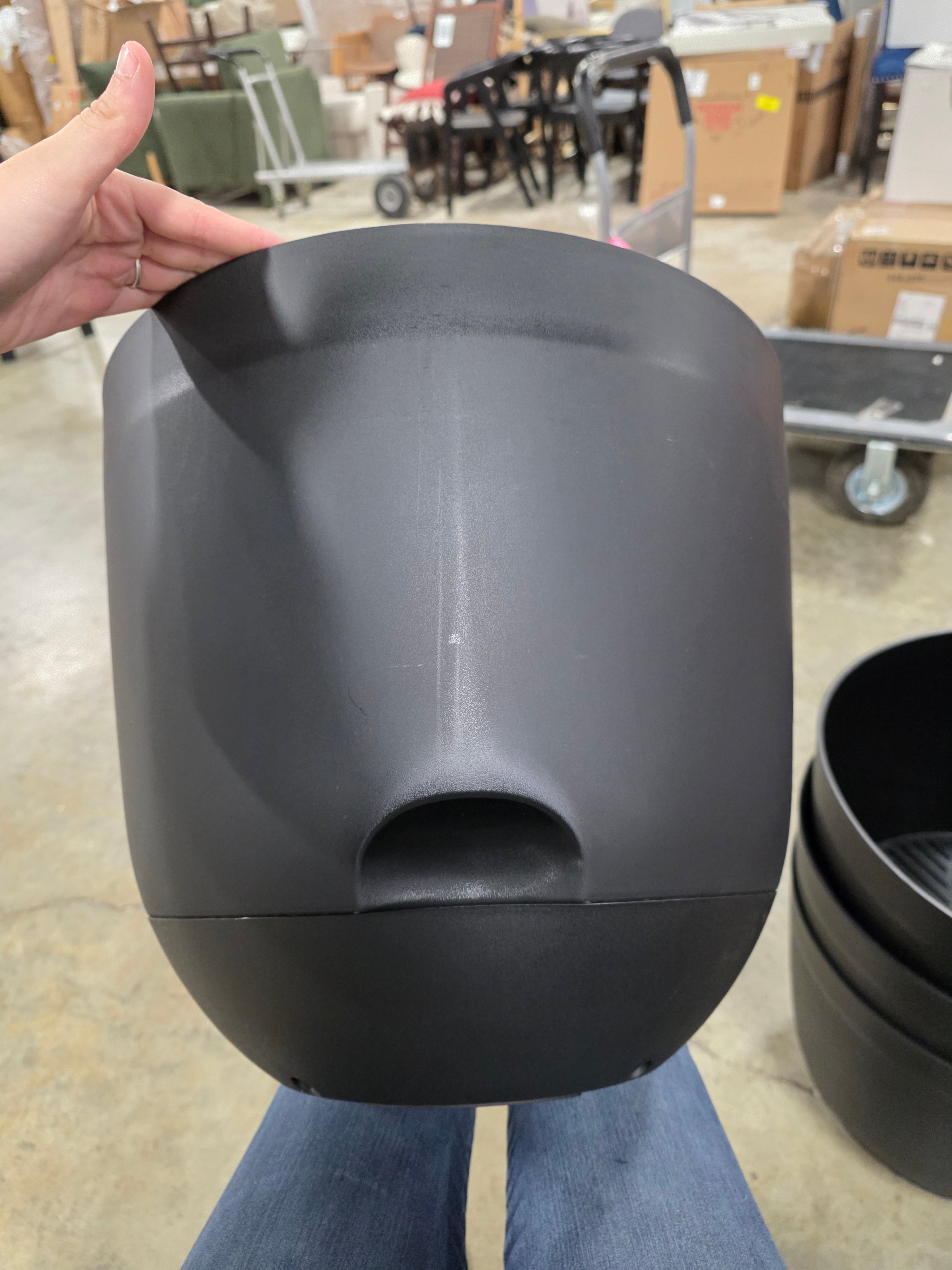 Self-Watering Plastic Indoor Outdoor Planter Pot, final cut