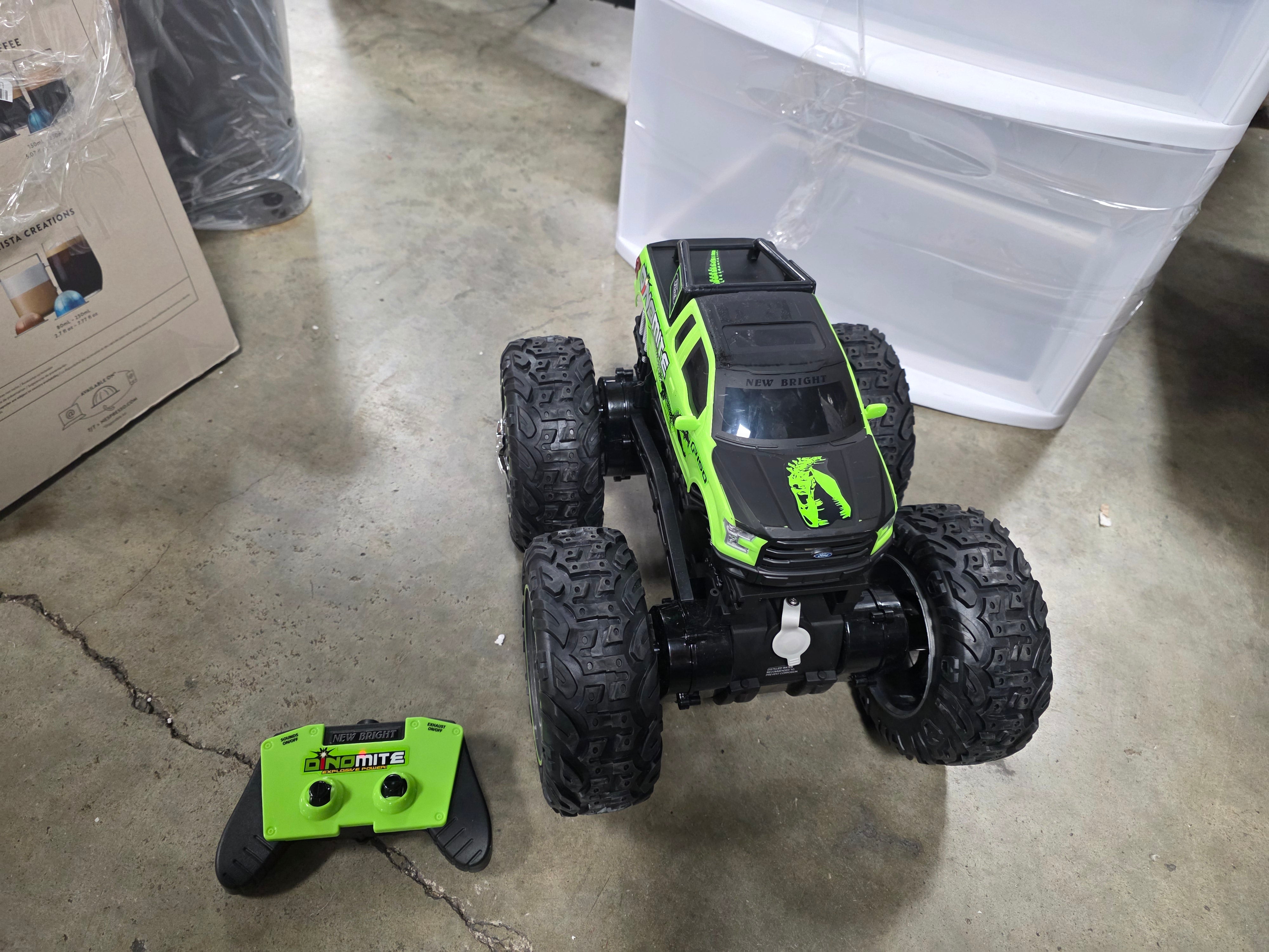 RC Ford Raptor SVT Try-Me Pivot Steering Vapor