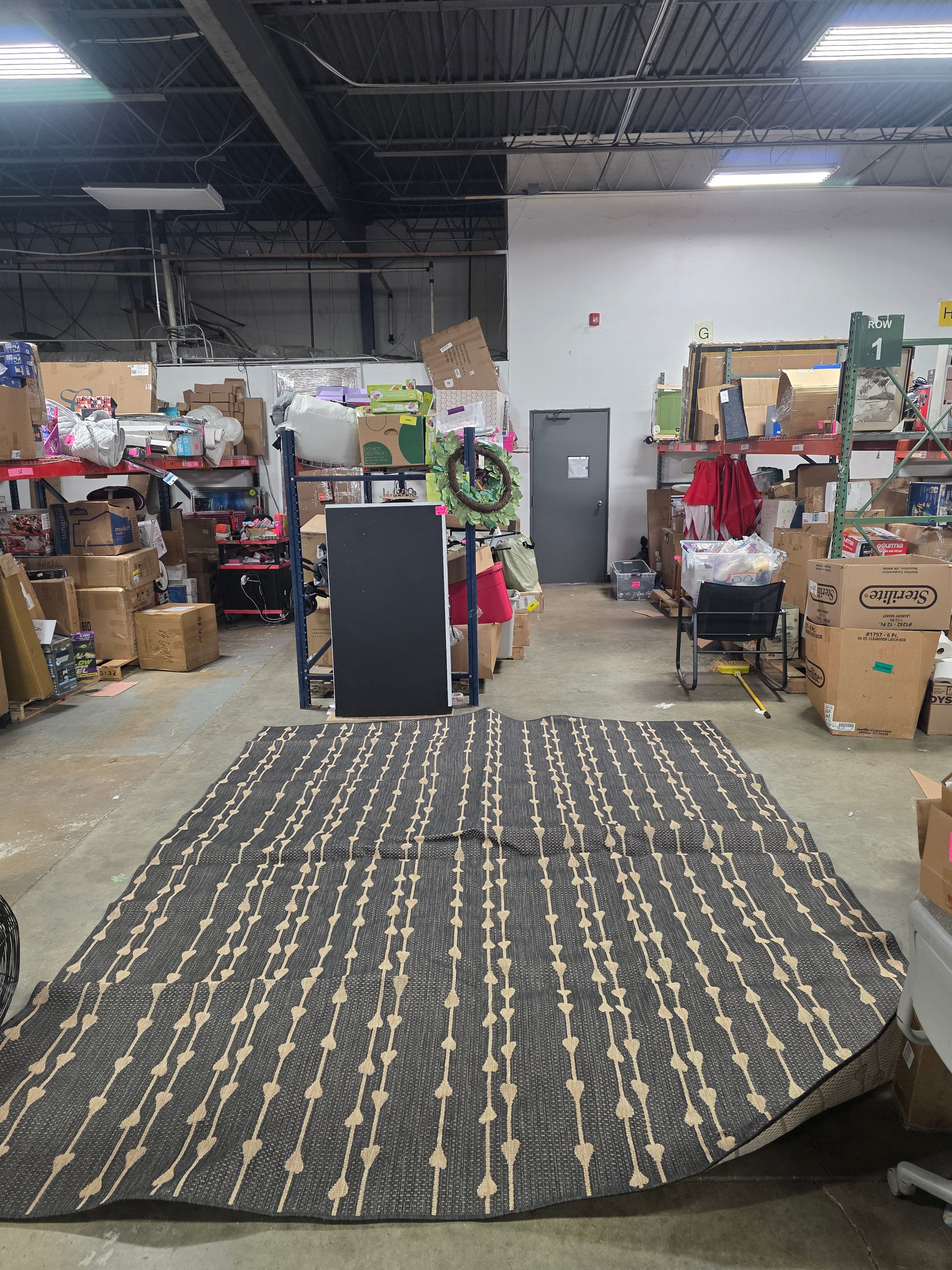 10 x 12 (ft) Loomed Polyester/Polypropylene Charcoal Rectangular Indoor/Outdoor Stripe Global Area rug