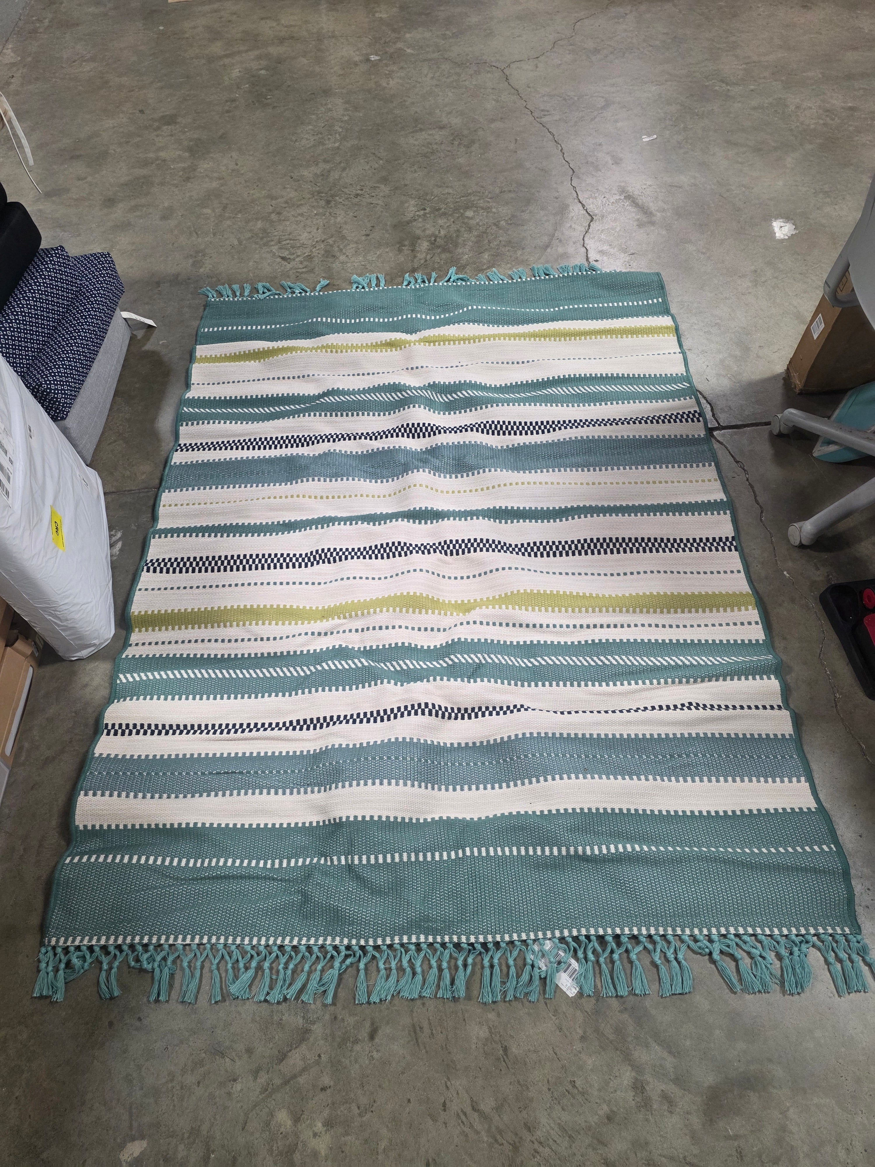 5'x7' Textural Stripe Rectangular Woven Outdoor Area Rug Light Green