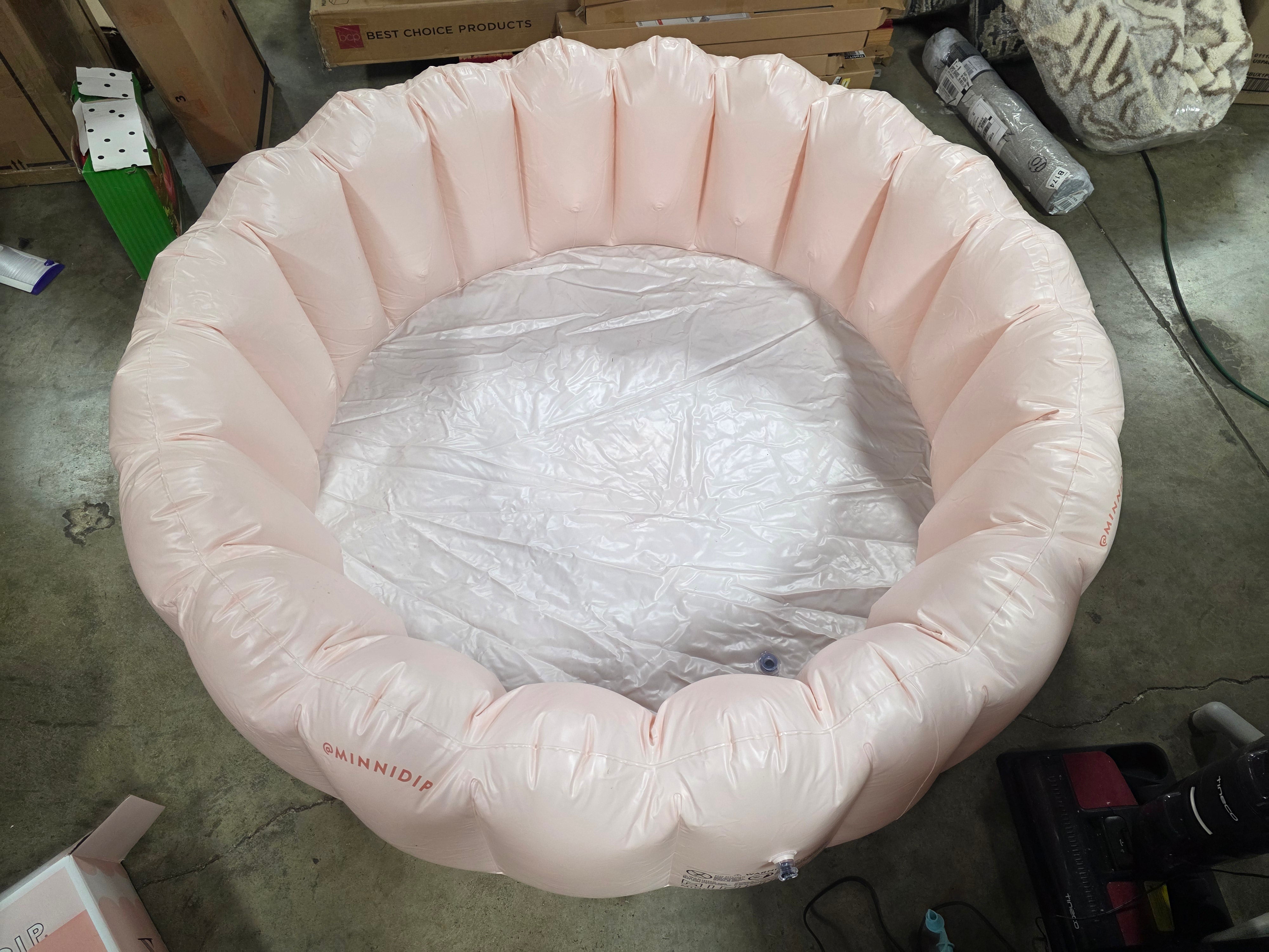 The Blush Tufted Luxe Inflatable Pool