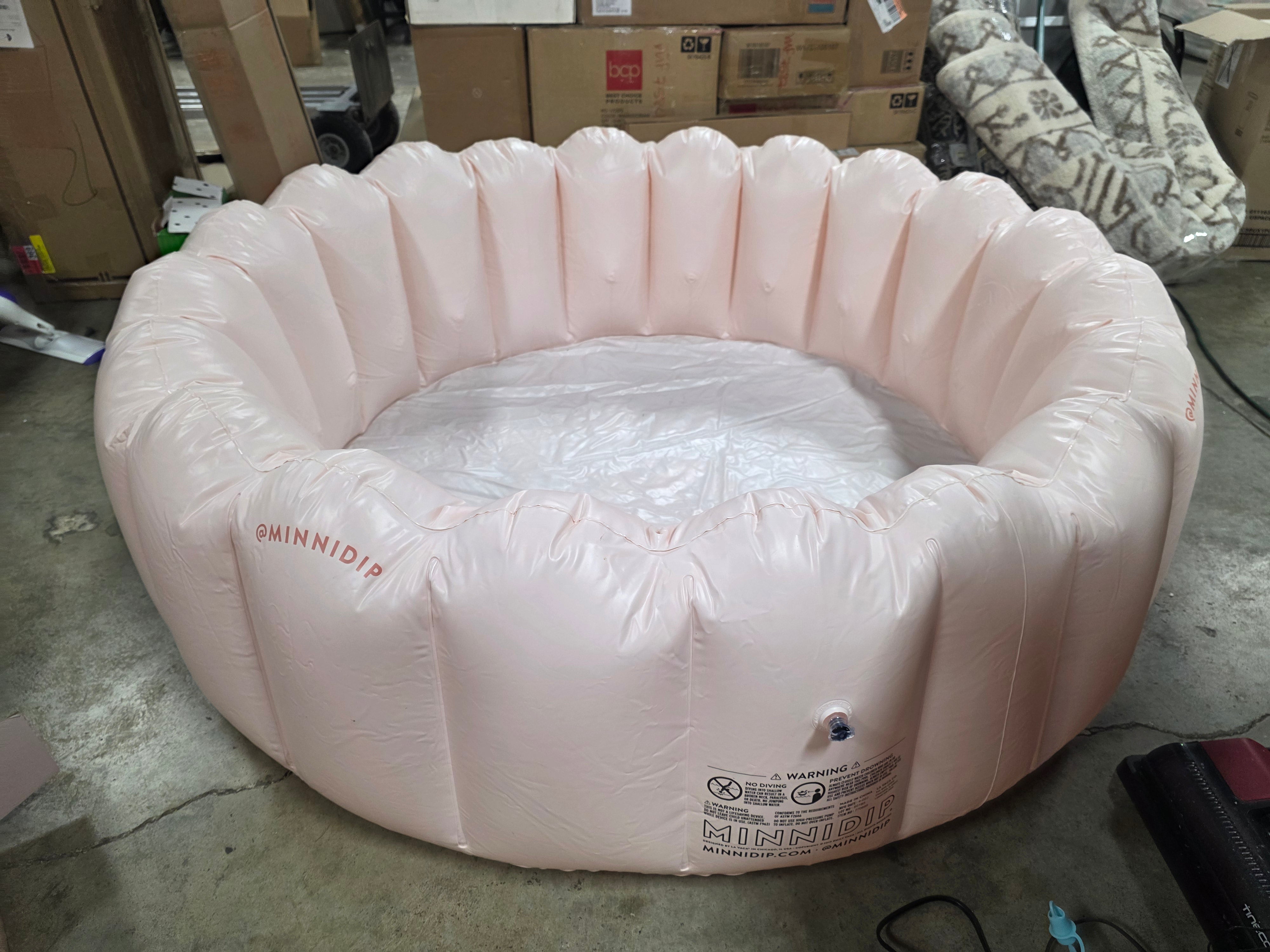 The Blush Tufted Luxe Inflatable Pool
