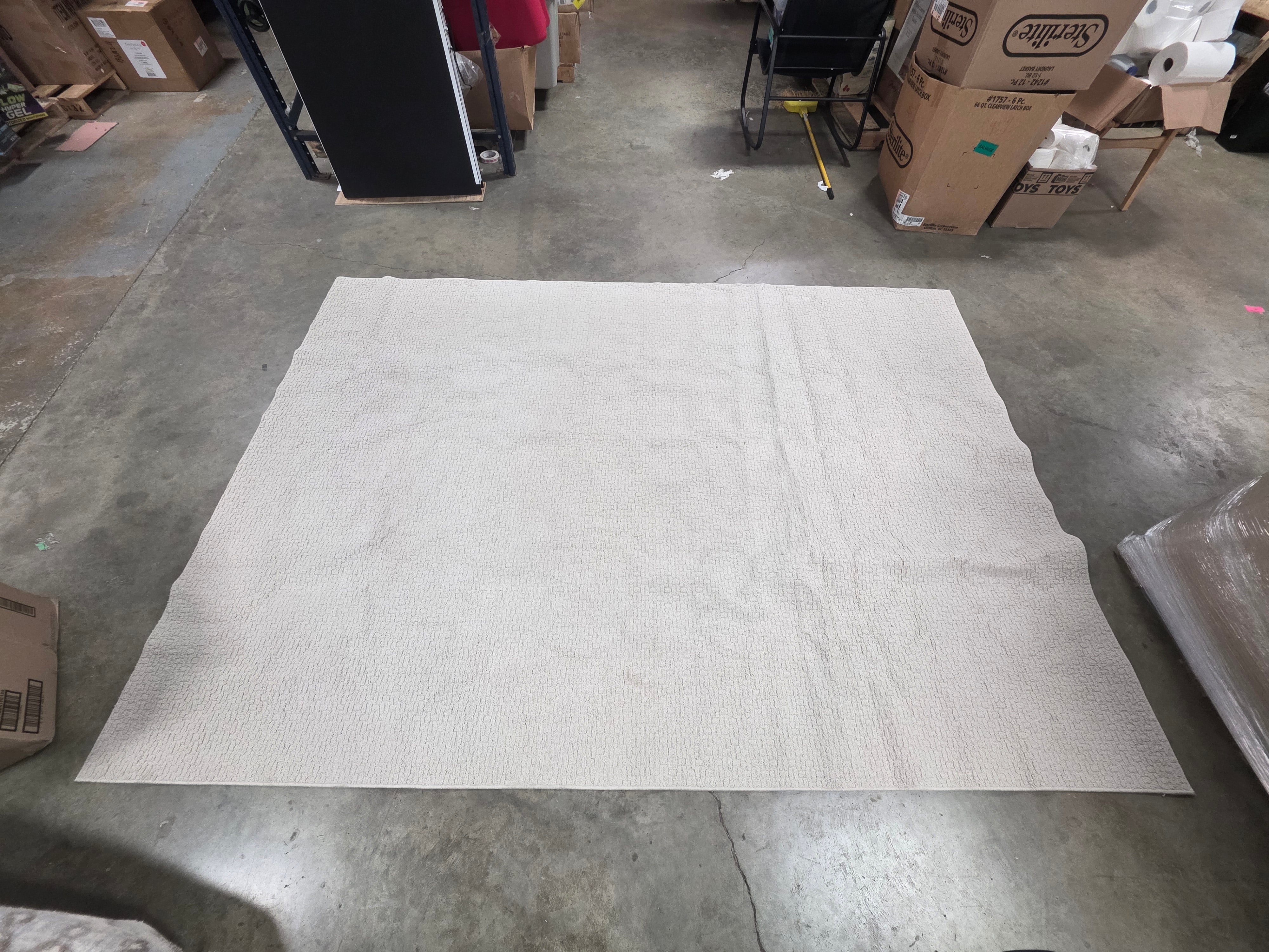 Washable Solid Machine Tufted Rug - 7'X10'