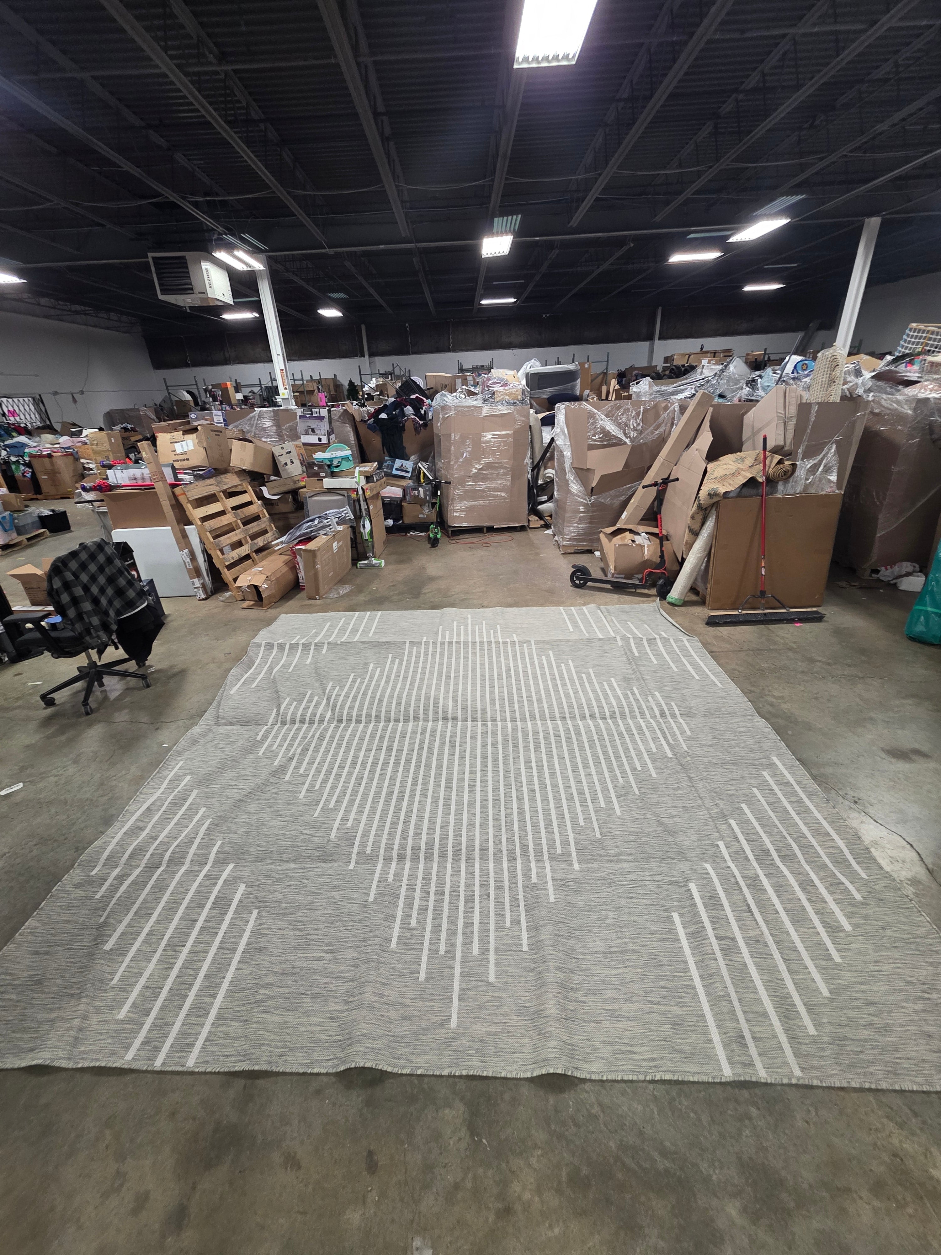 12' x 12' Modern Indoor / Outdoor Square Rug