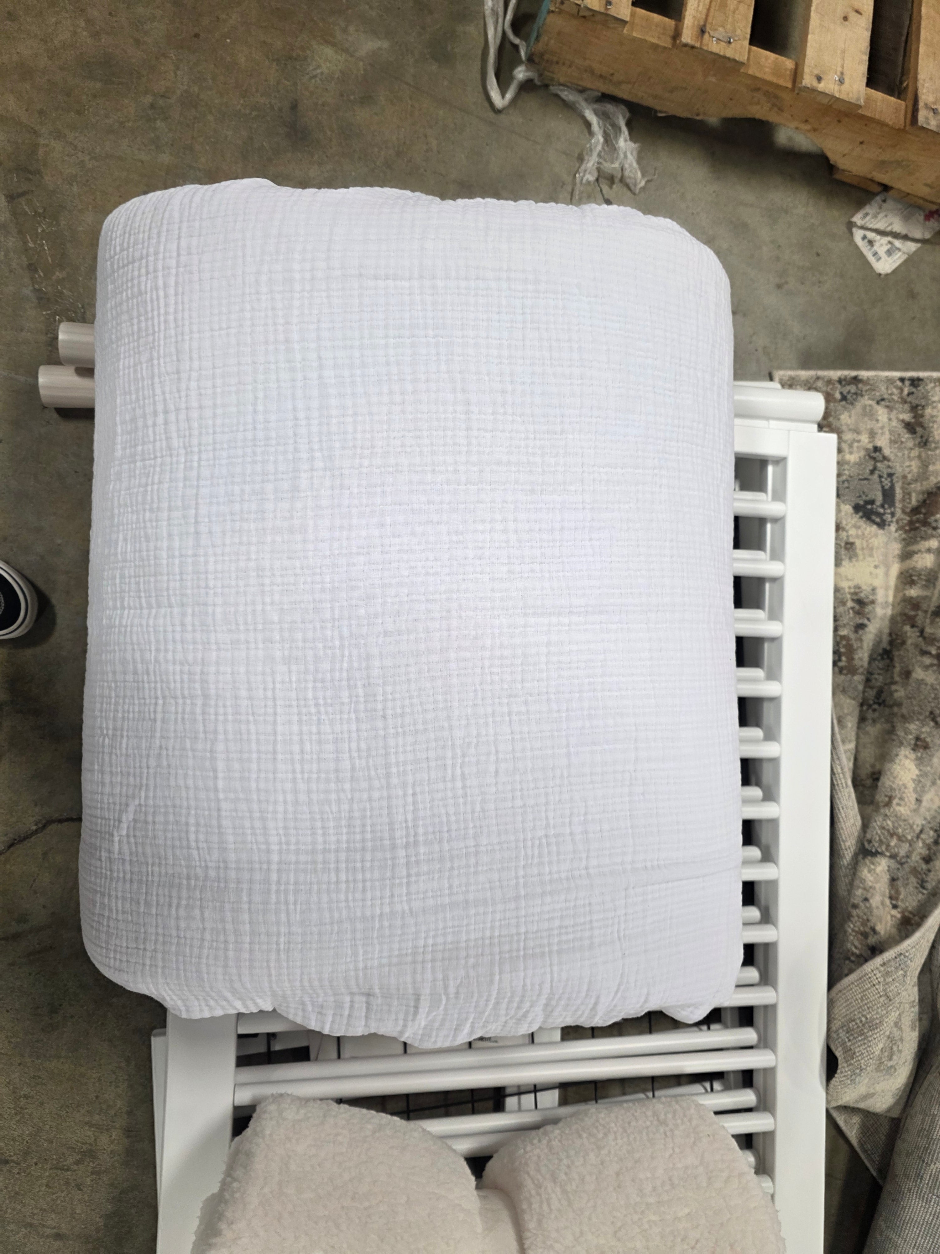 Textured Chambray Comforter - King