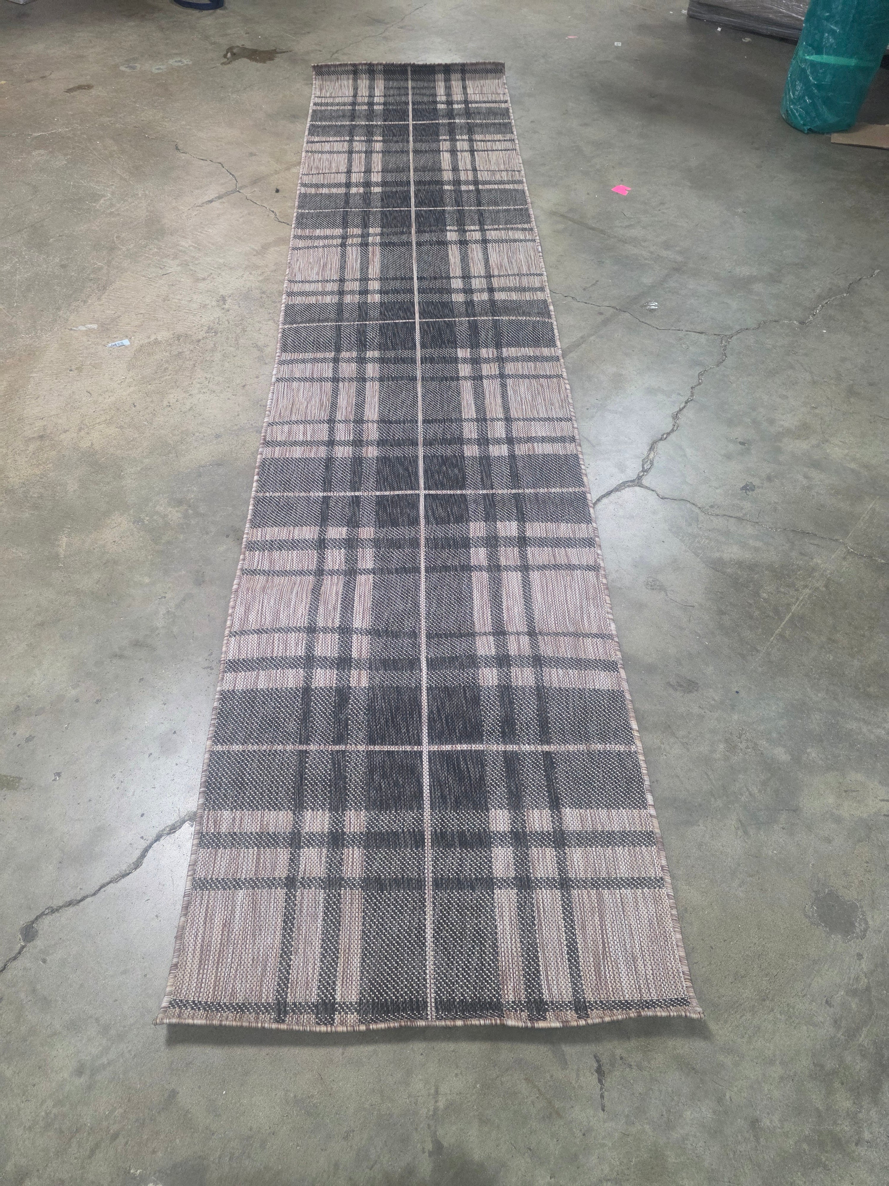 Outdoor Checkered - Buffalo Plaid Area Rug - 12ft Runner