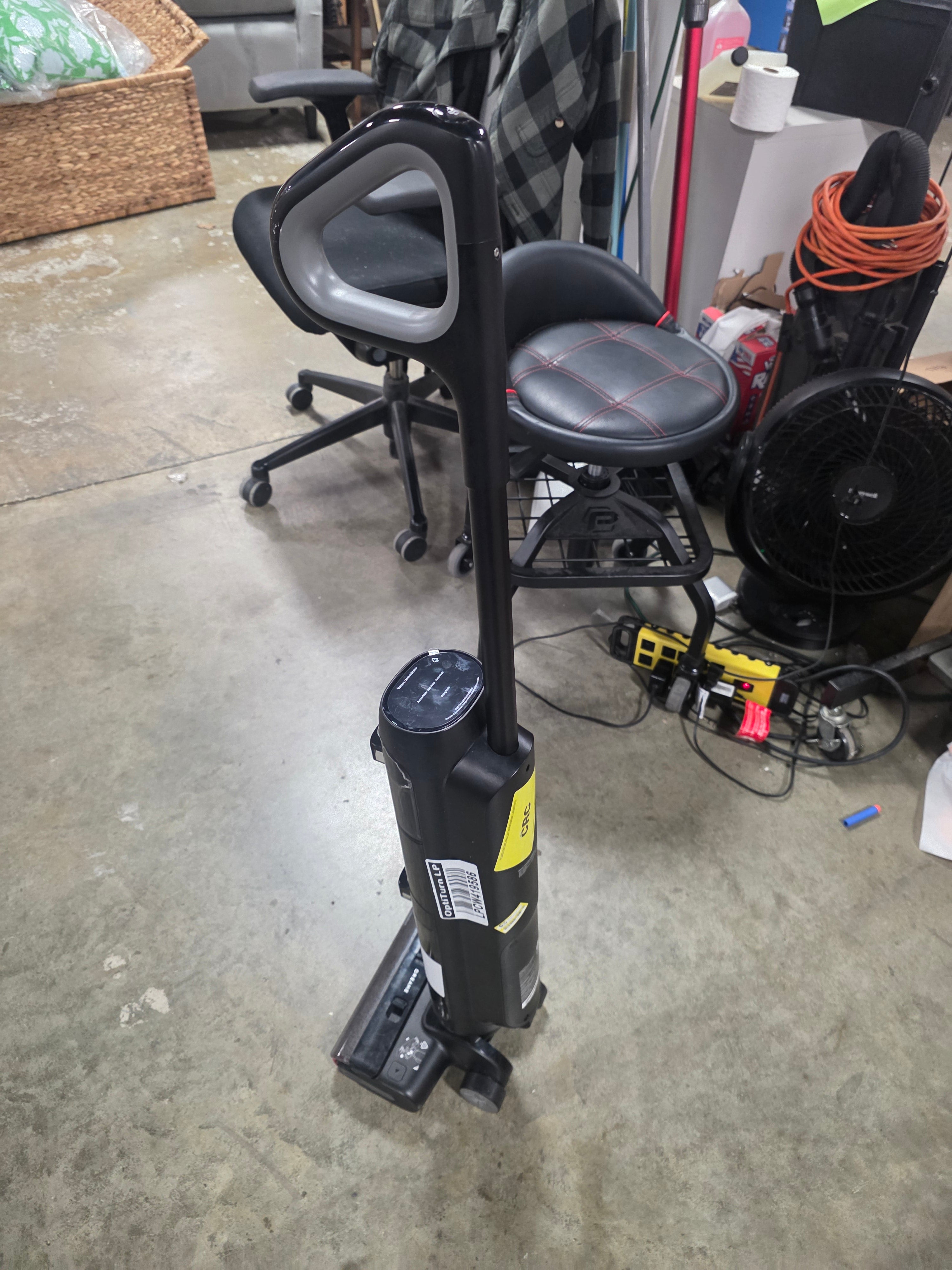 Pro Wet and Dry Vacuum Black