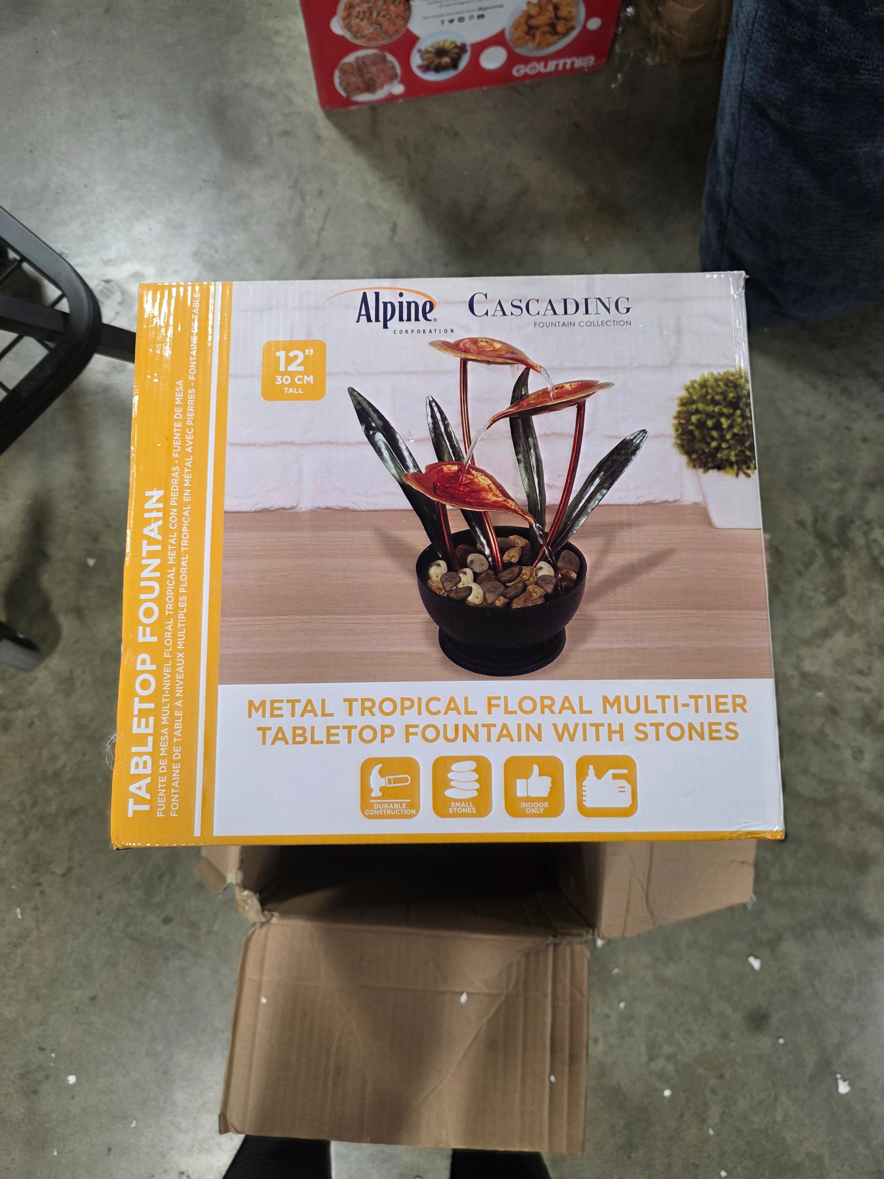 Indoor Tabletop Multi-Tiered Metal Tropical Leaf Water Fountain