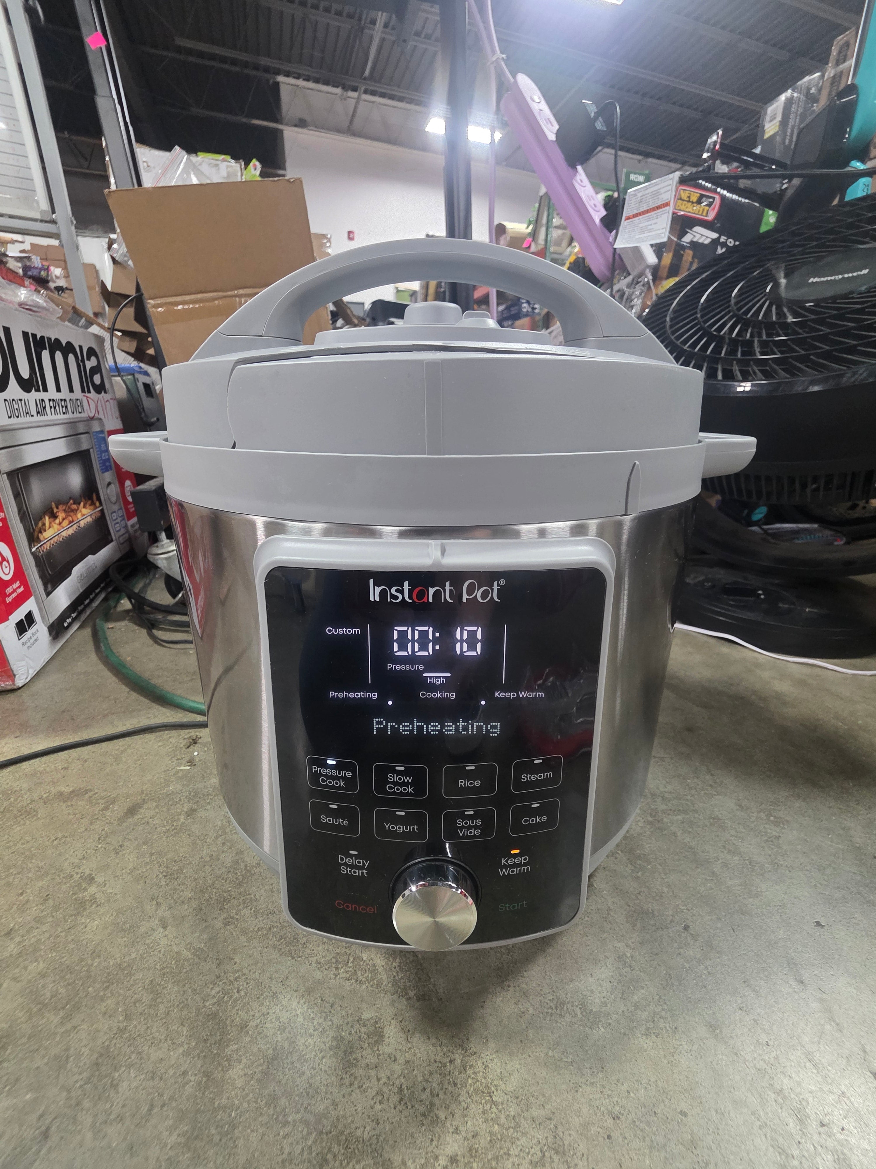 Duo Plus Multi-Use Pressure Cooker with Whisper-Quiet Steam Release
