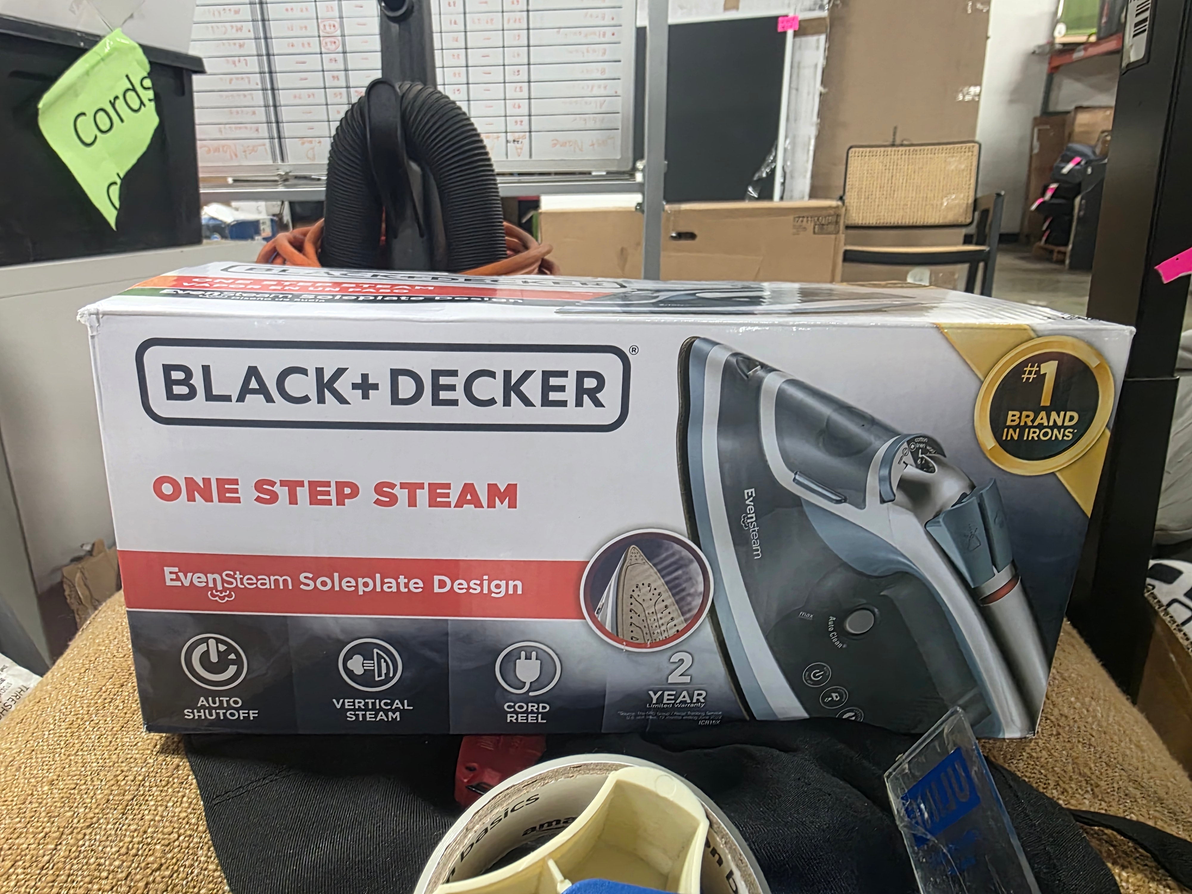 Steam Iron Retractable Cord Gray
