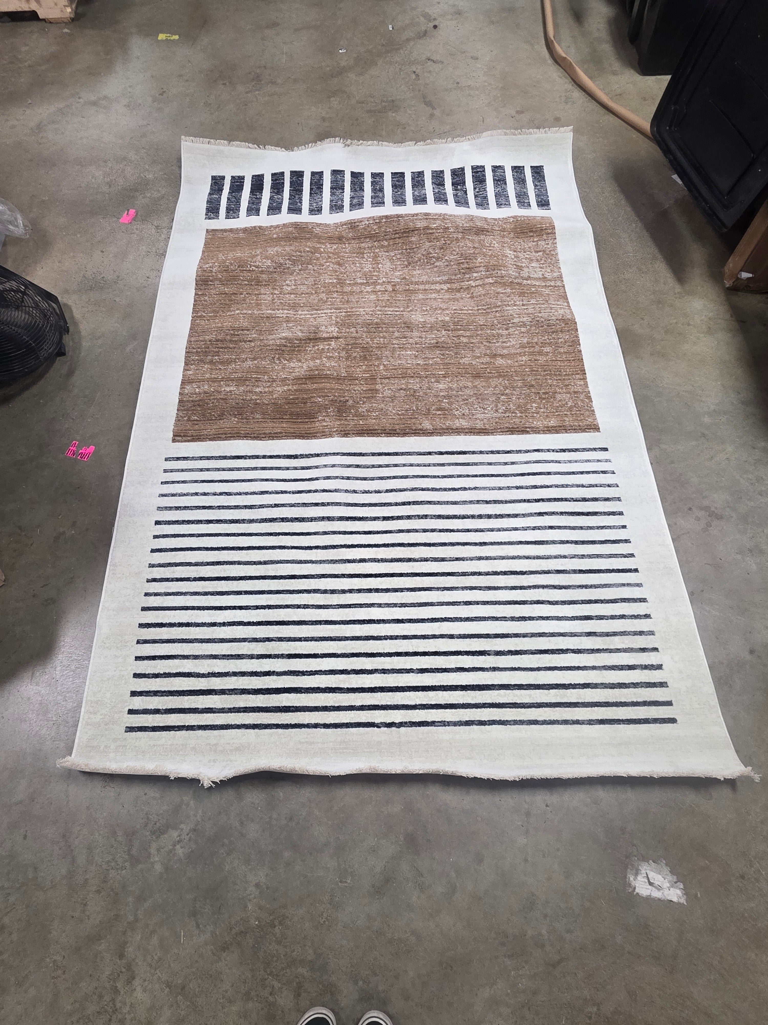 Keeva Modern Striped Fringe Indoor Area Rug 5' x 7' 10"