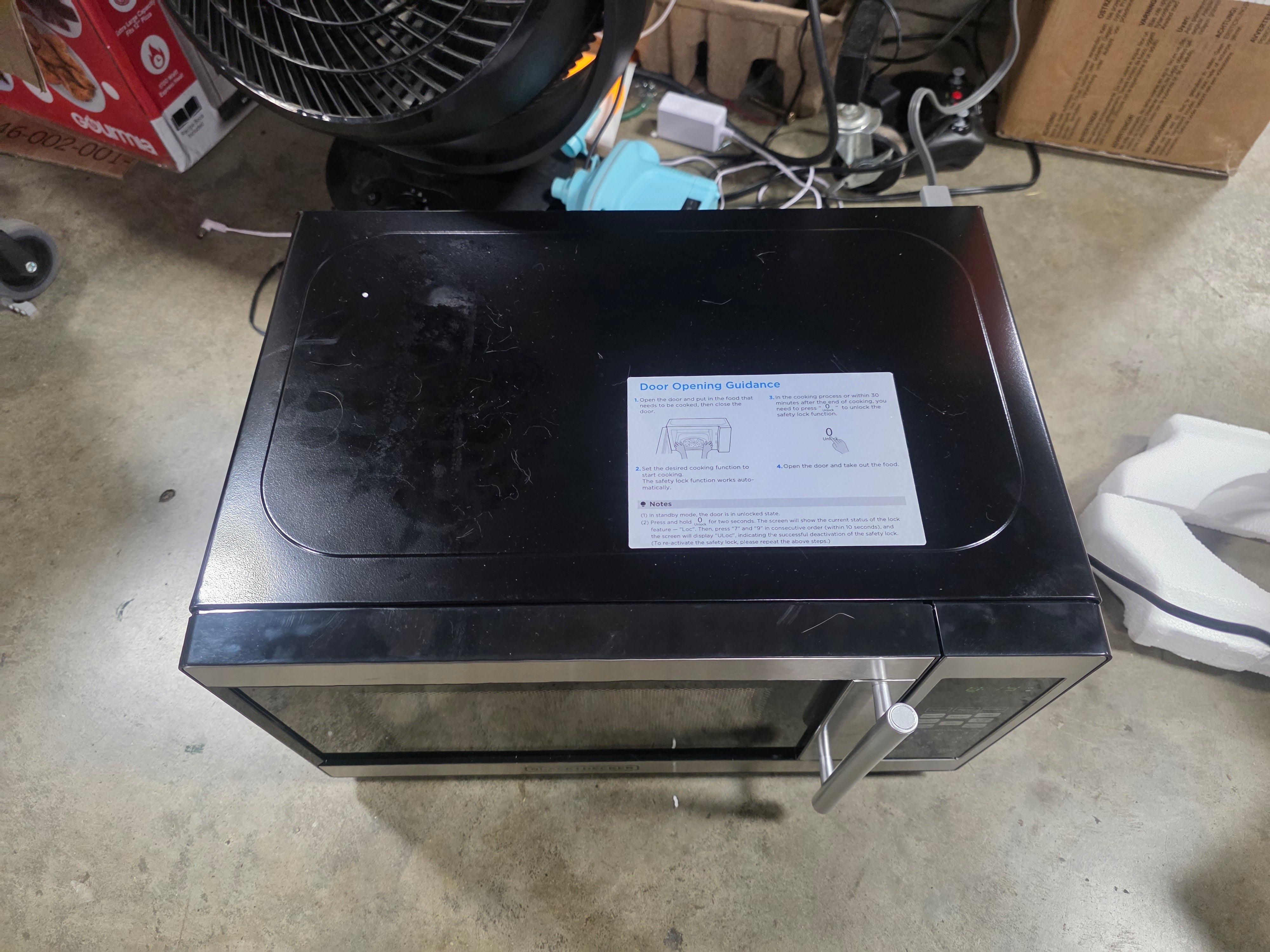 Microwave Oven - Black Countertop