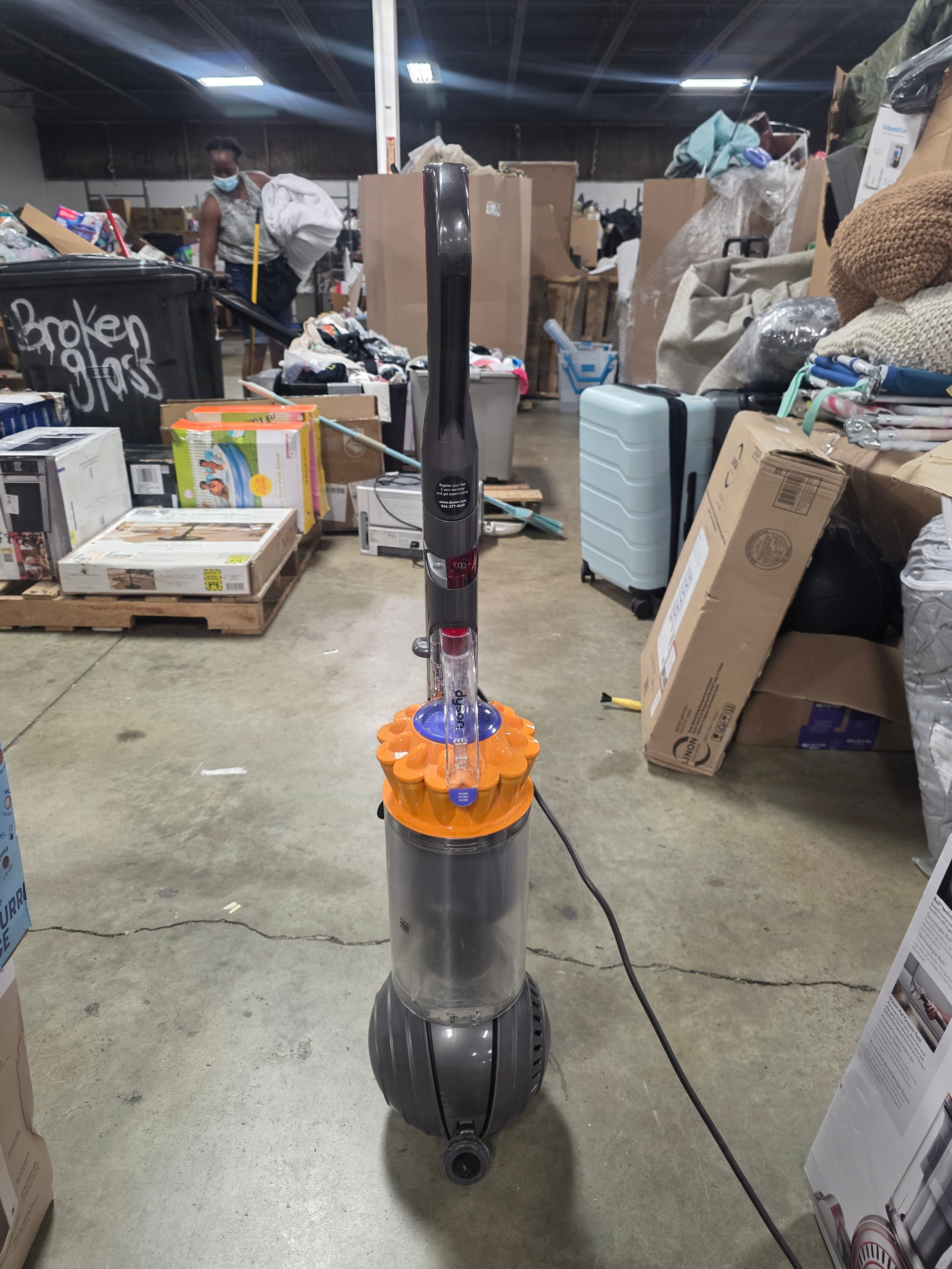 Ball Animal 3 Extra Upright Vacuum: Bagless Multi-Surface Cleaner, final cut