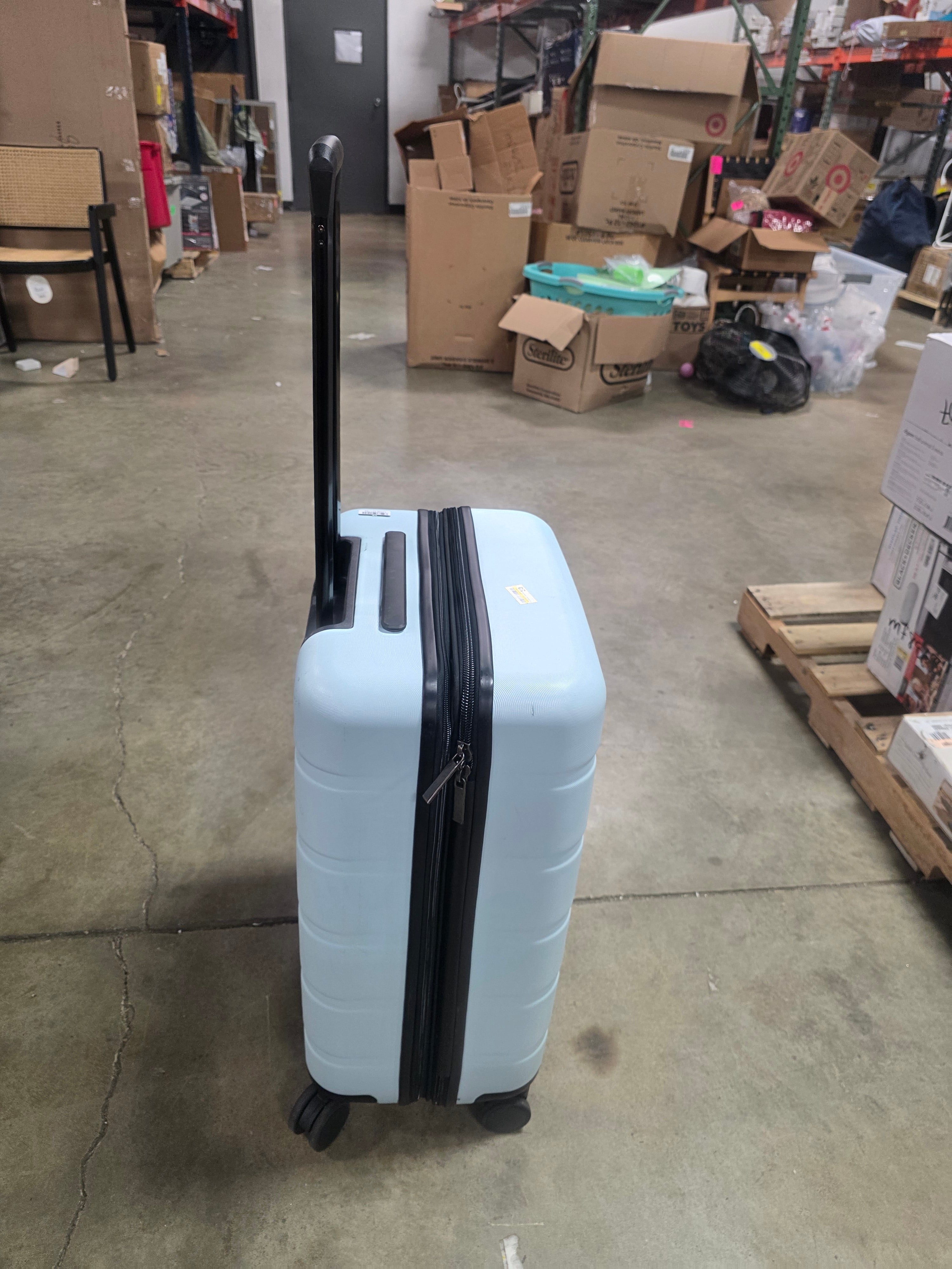 Hardside Medium Checked Suitcase