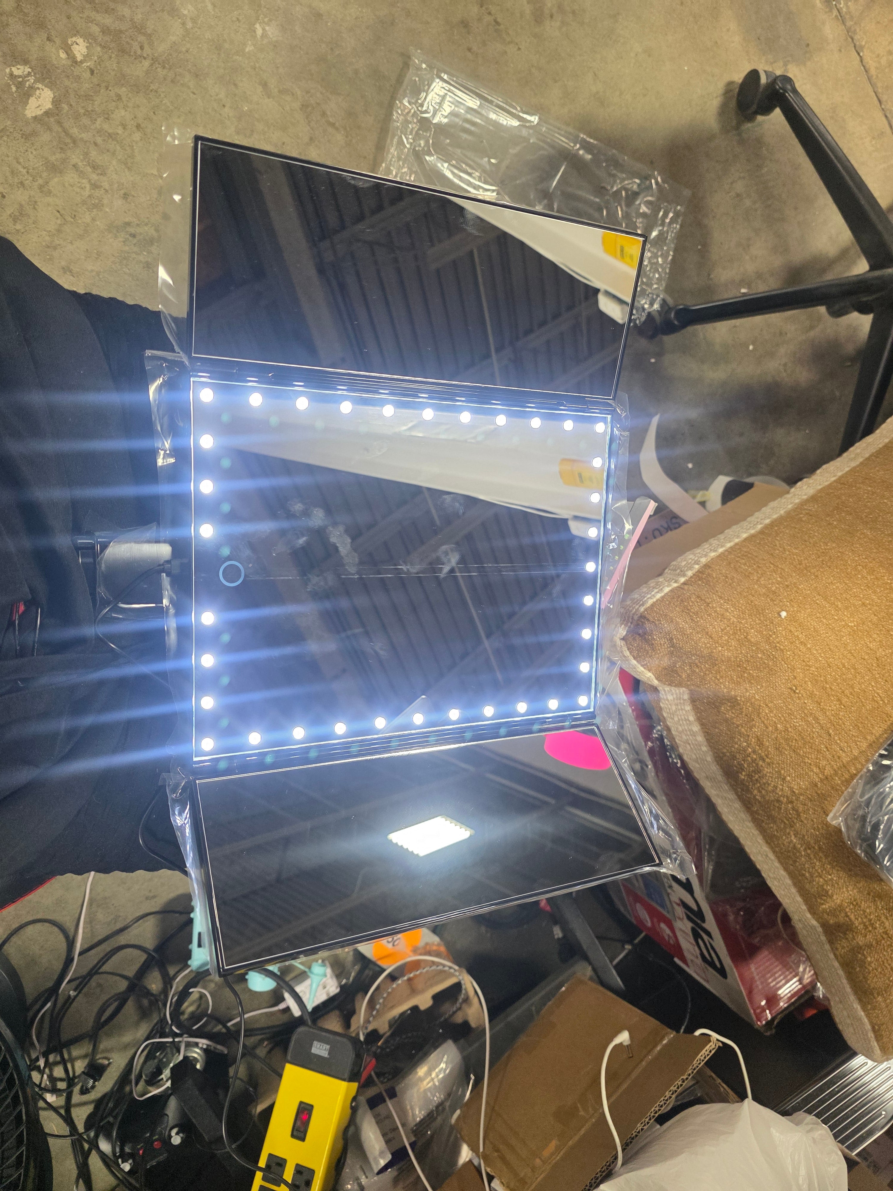 Touch Trifold XL Dimmable LED Makeup Mirror
