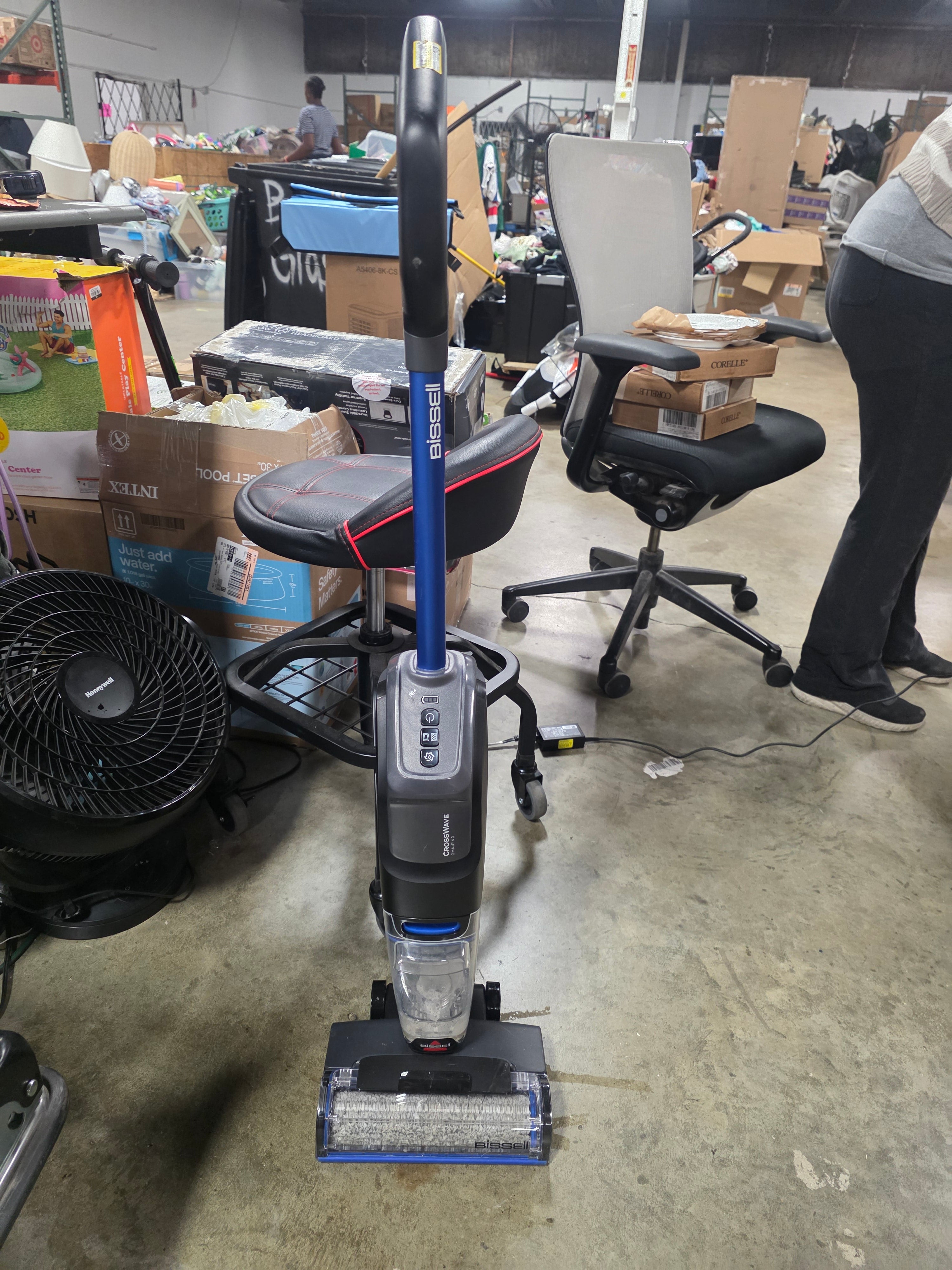 CrossWave OmniFind Wet Dry Vacuum