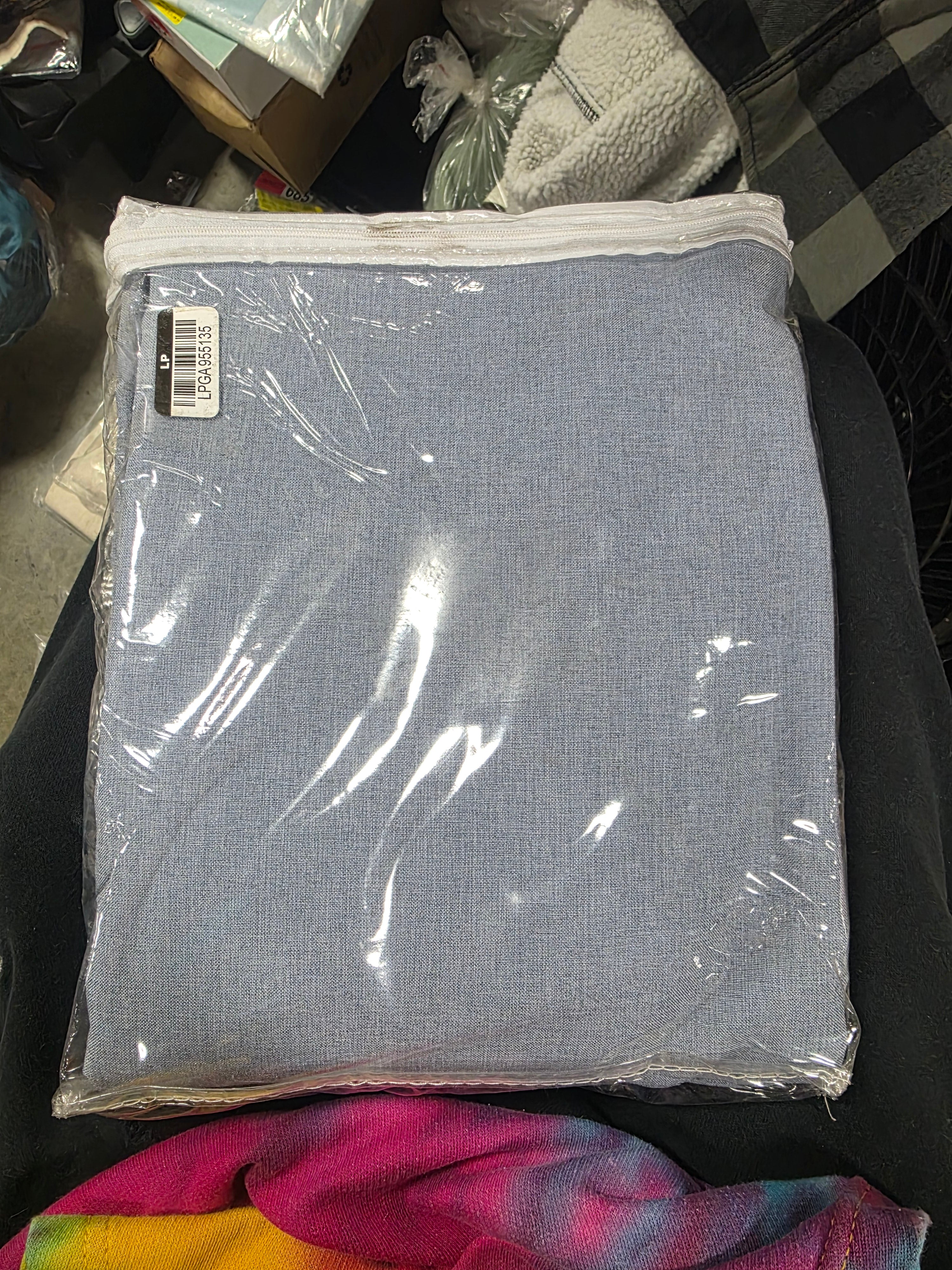 Glasgow Grommet Panel