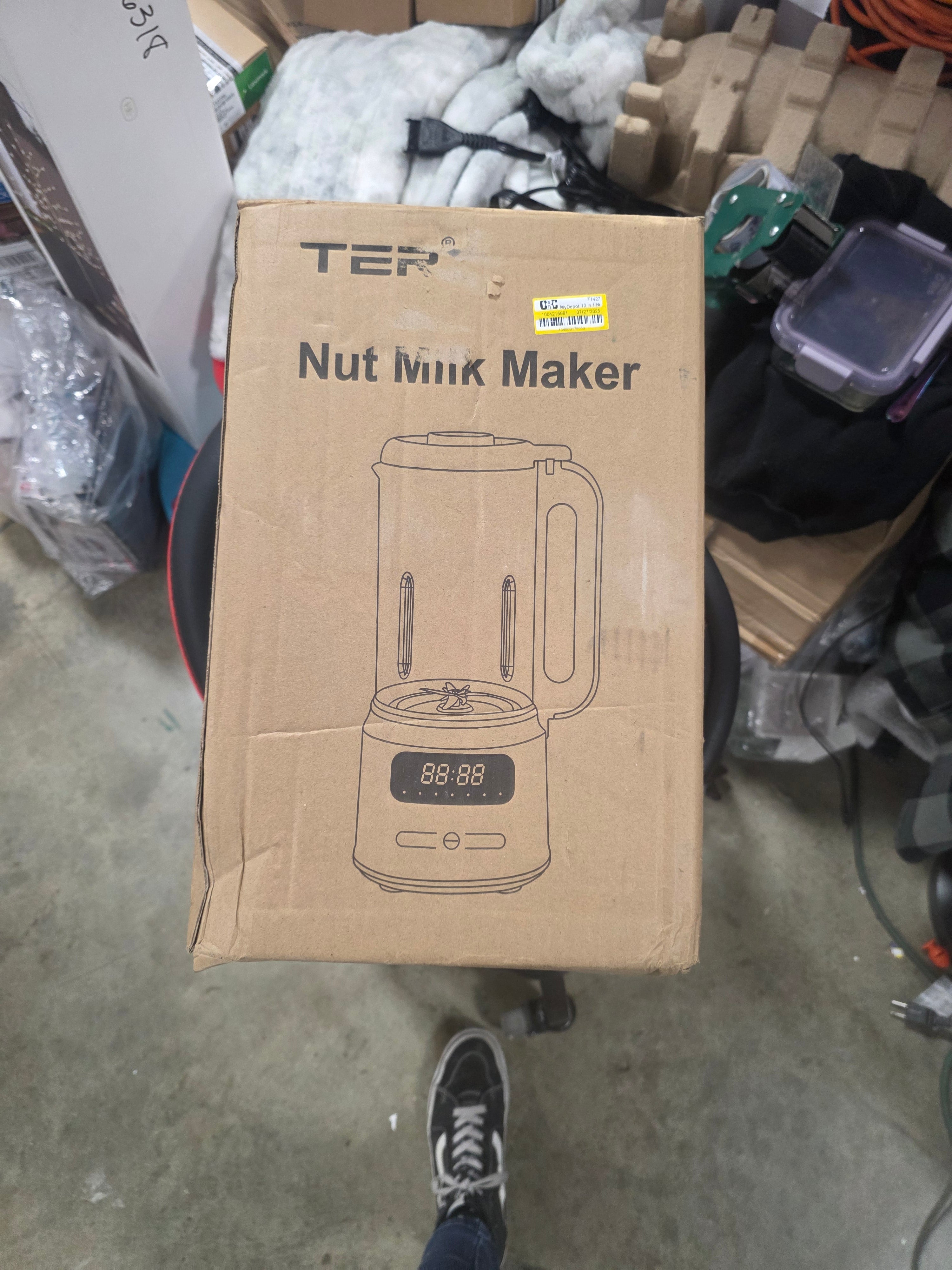 10 in 1 Nut Milk Maker with Preset Auto-Clean, Boil Water, Keep Warm