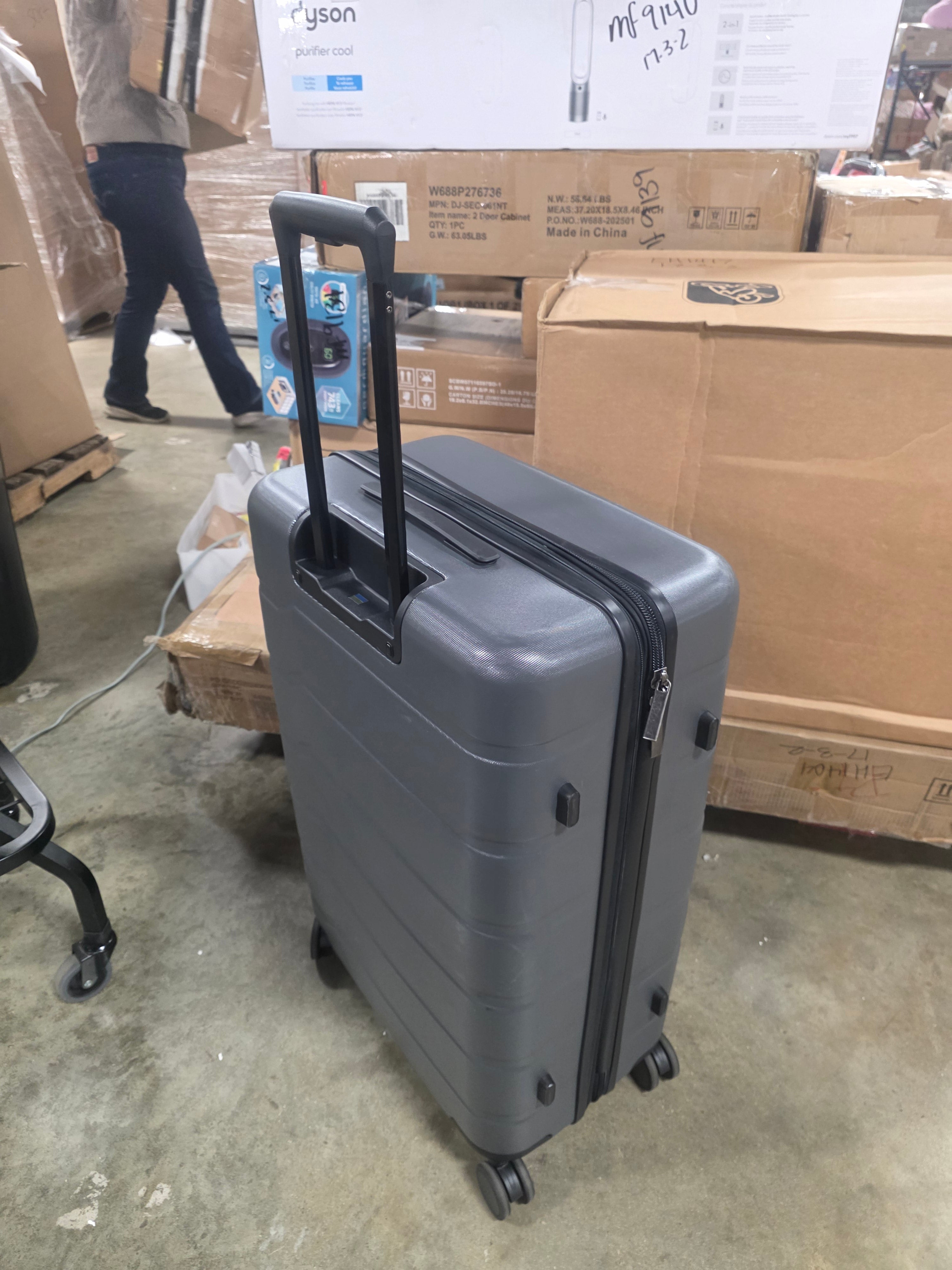 Hardside Medium Checked Suitcase