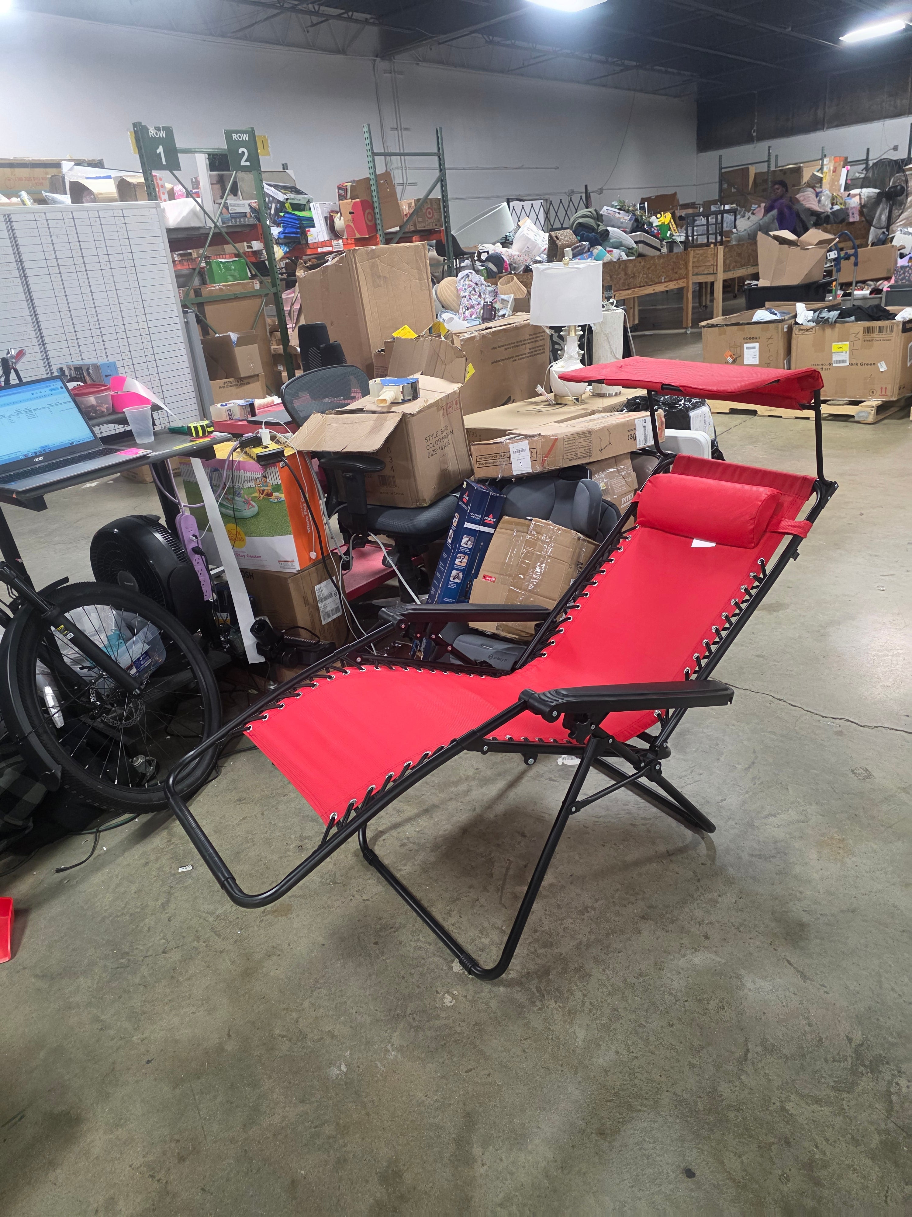 Oversized Zero Gravity Chair with Sunshade and Drink Tray - Red