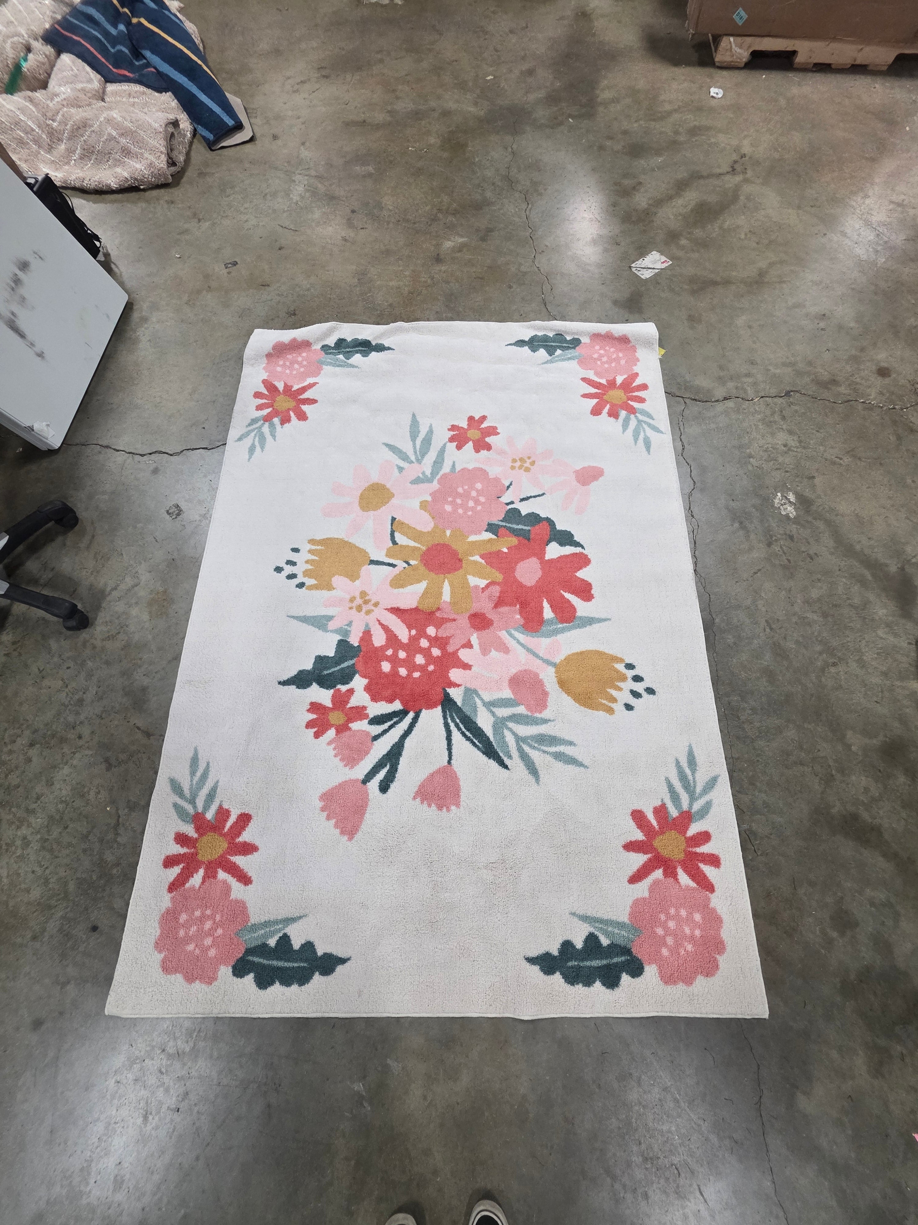 In the Garden Kids' Area Rug Pink - 5'x7'