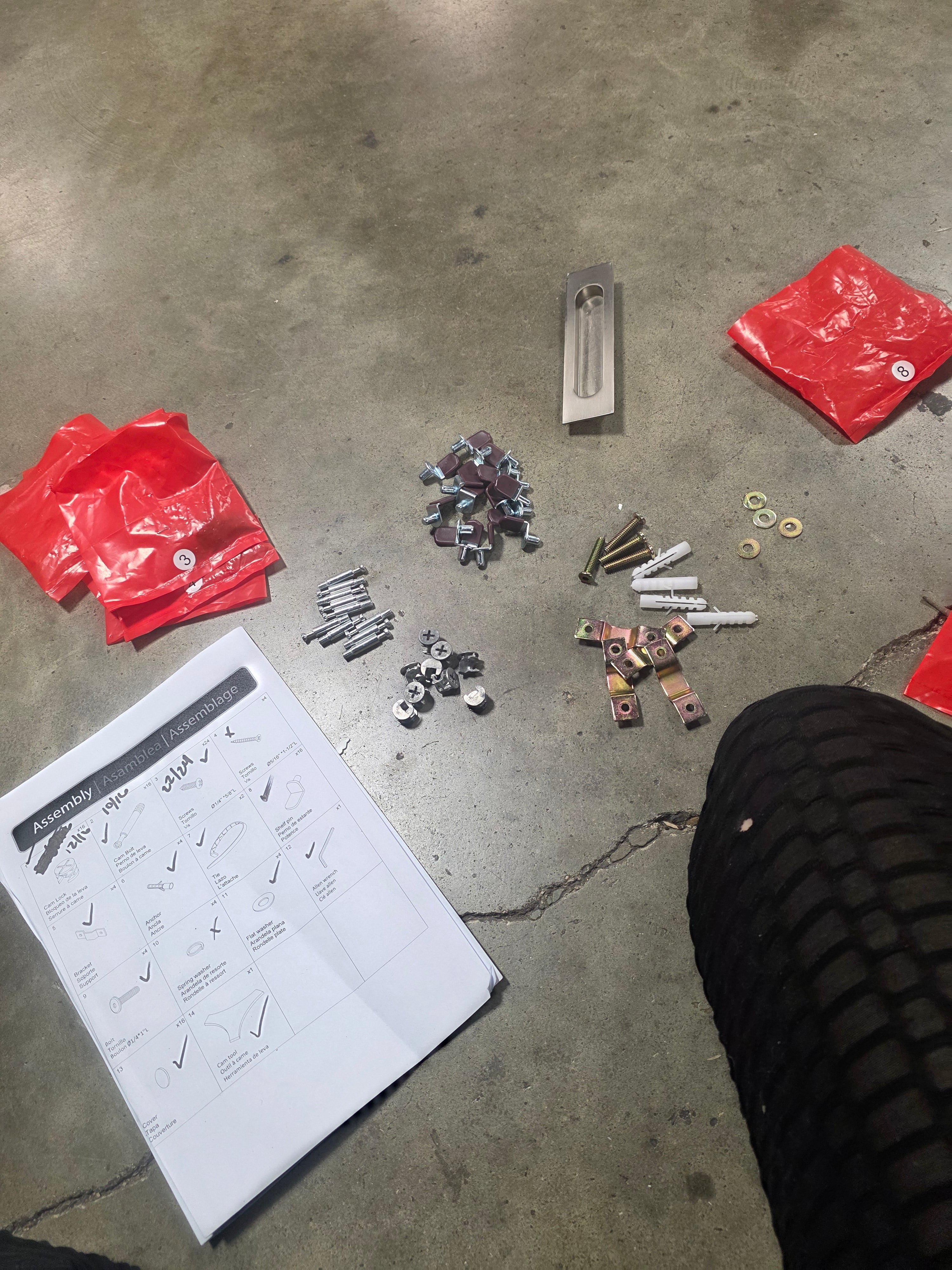 Media Cabinet W/ Sliding Doors - White