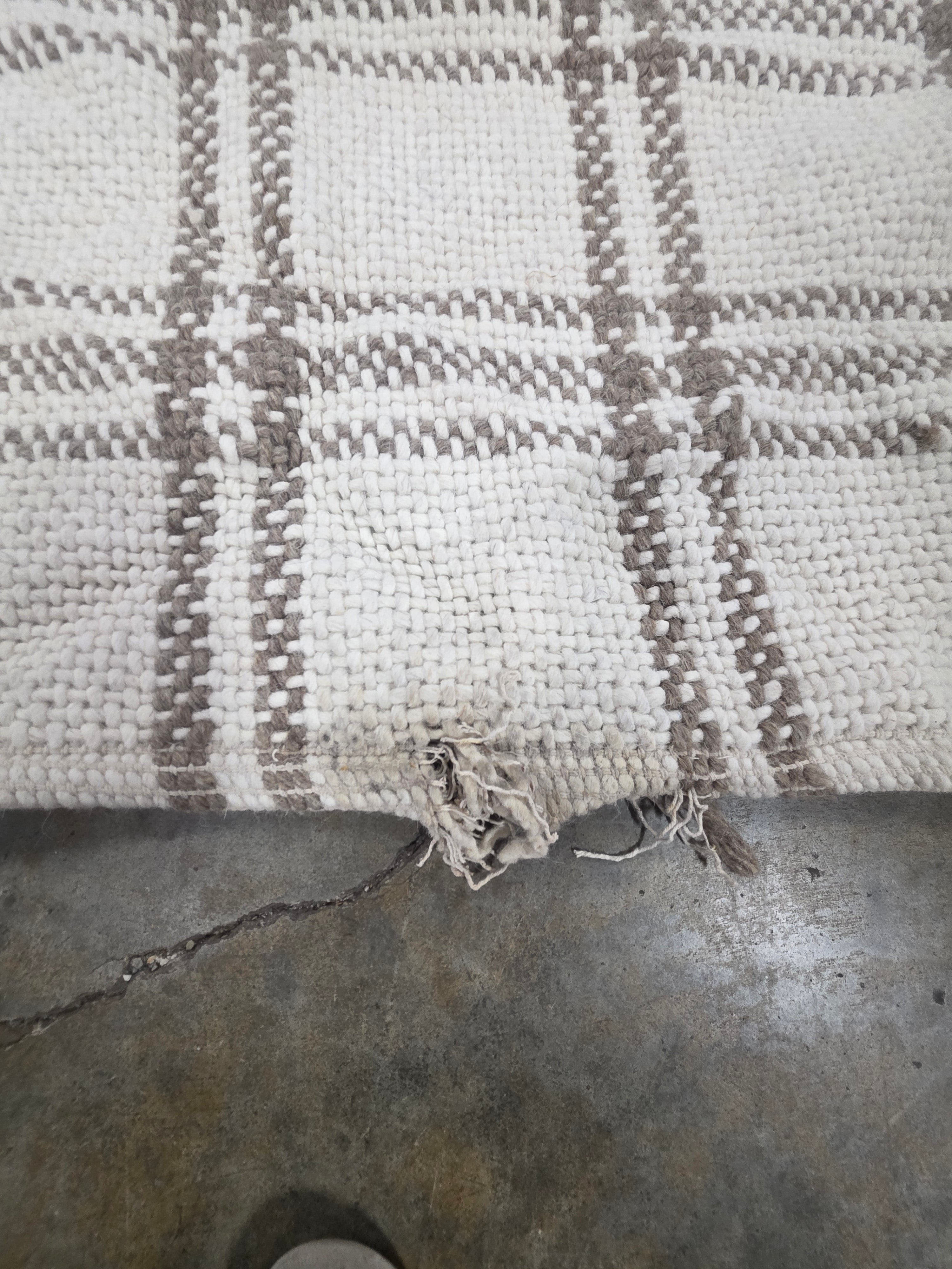 Cottonwood Handwoven Plaid Wool/Cotton Area Rug - 5'x7'