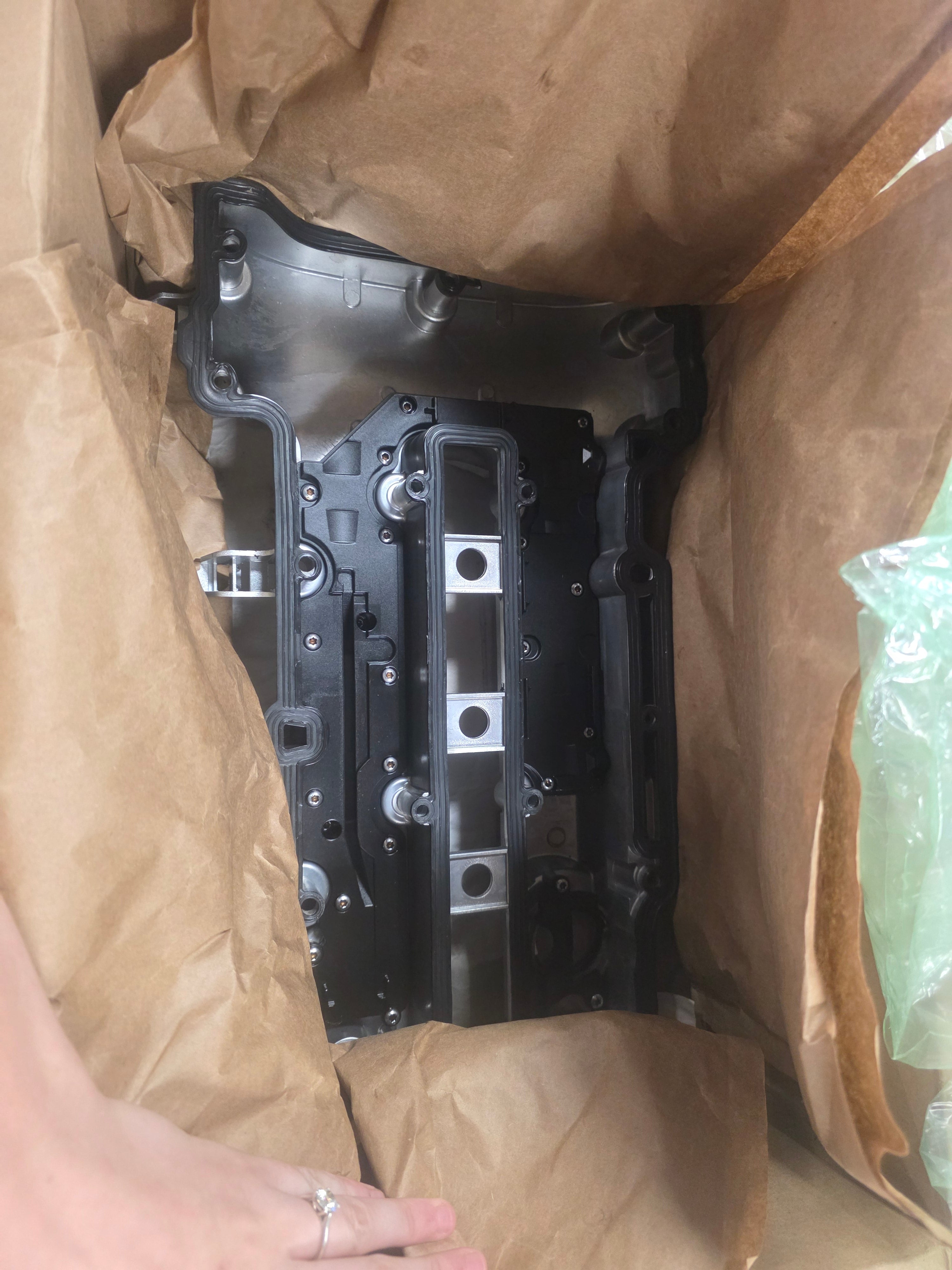 Valve Cover Kit for 2011-2015 Chevy Cruze Volt 15-19 Trax Sonic Encore 1.4L