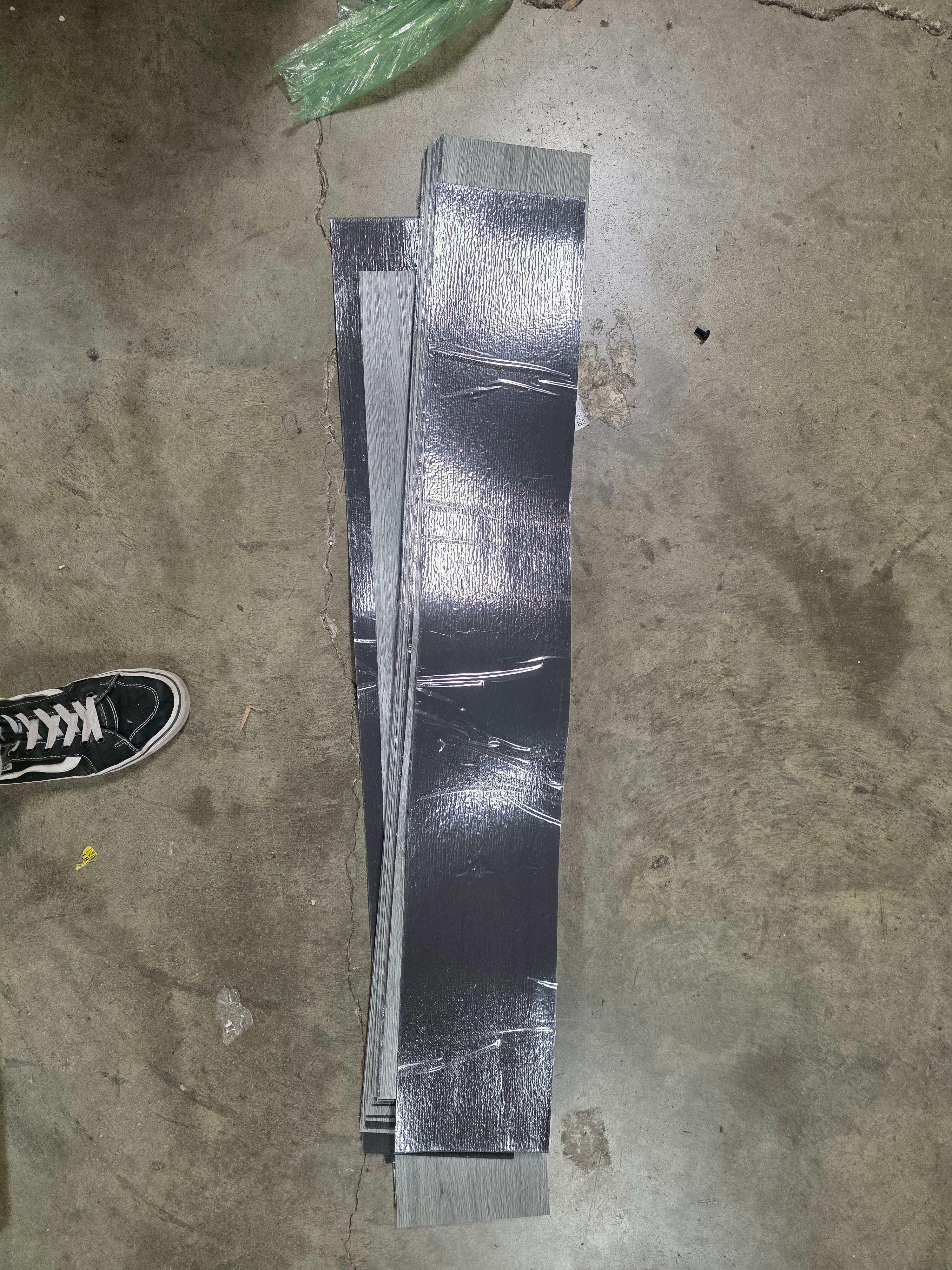 Grey Wood Peel and Stick Floor Tile, 34 Pack, Vinyl Flooring Tiles Wood Plank, Self-Adhesive DIY