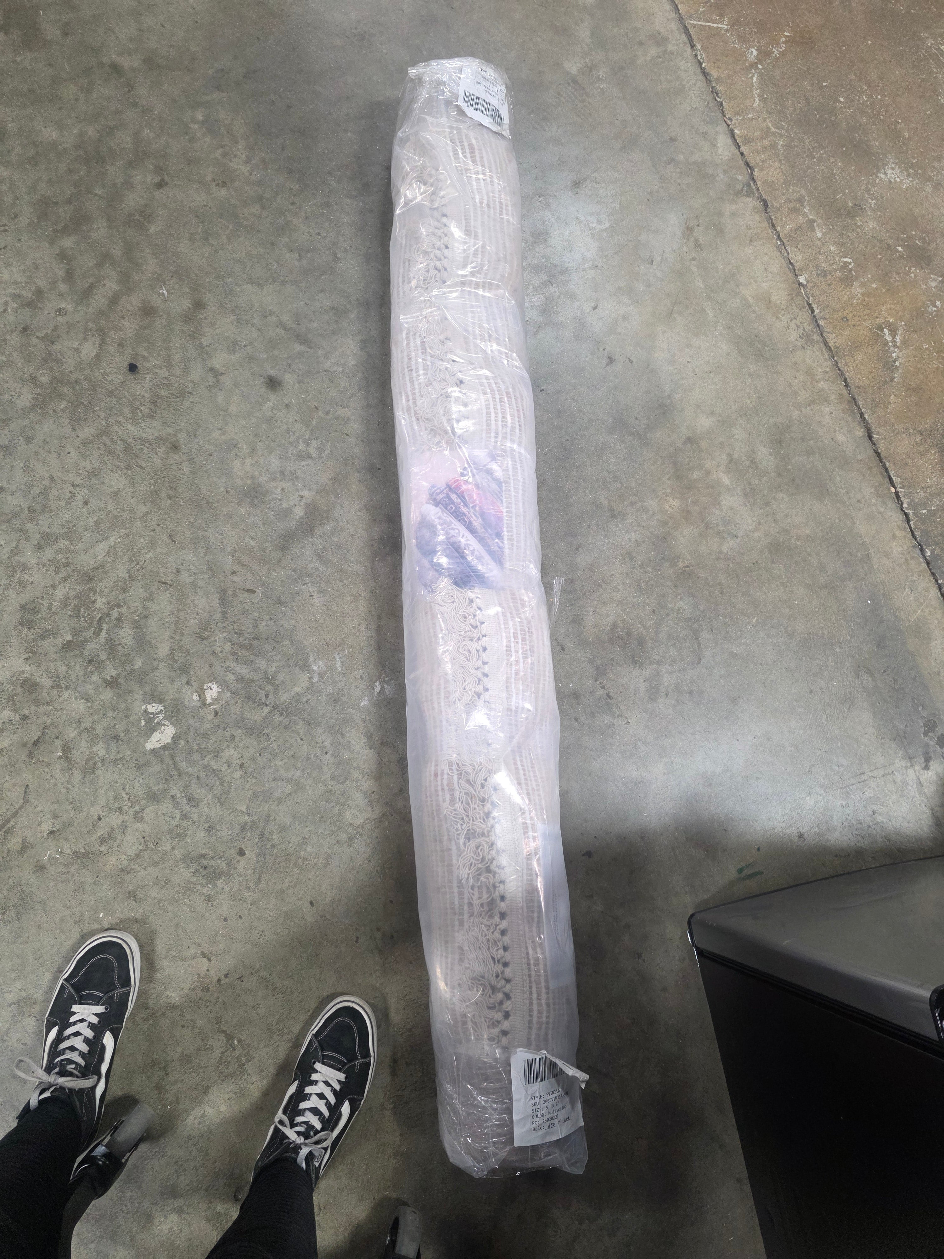 Hermina Southwestern Tasseled Area Rug - 5' x 8' - Multicolor