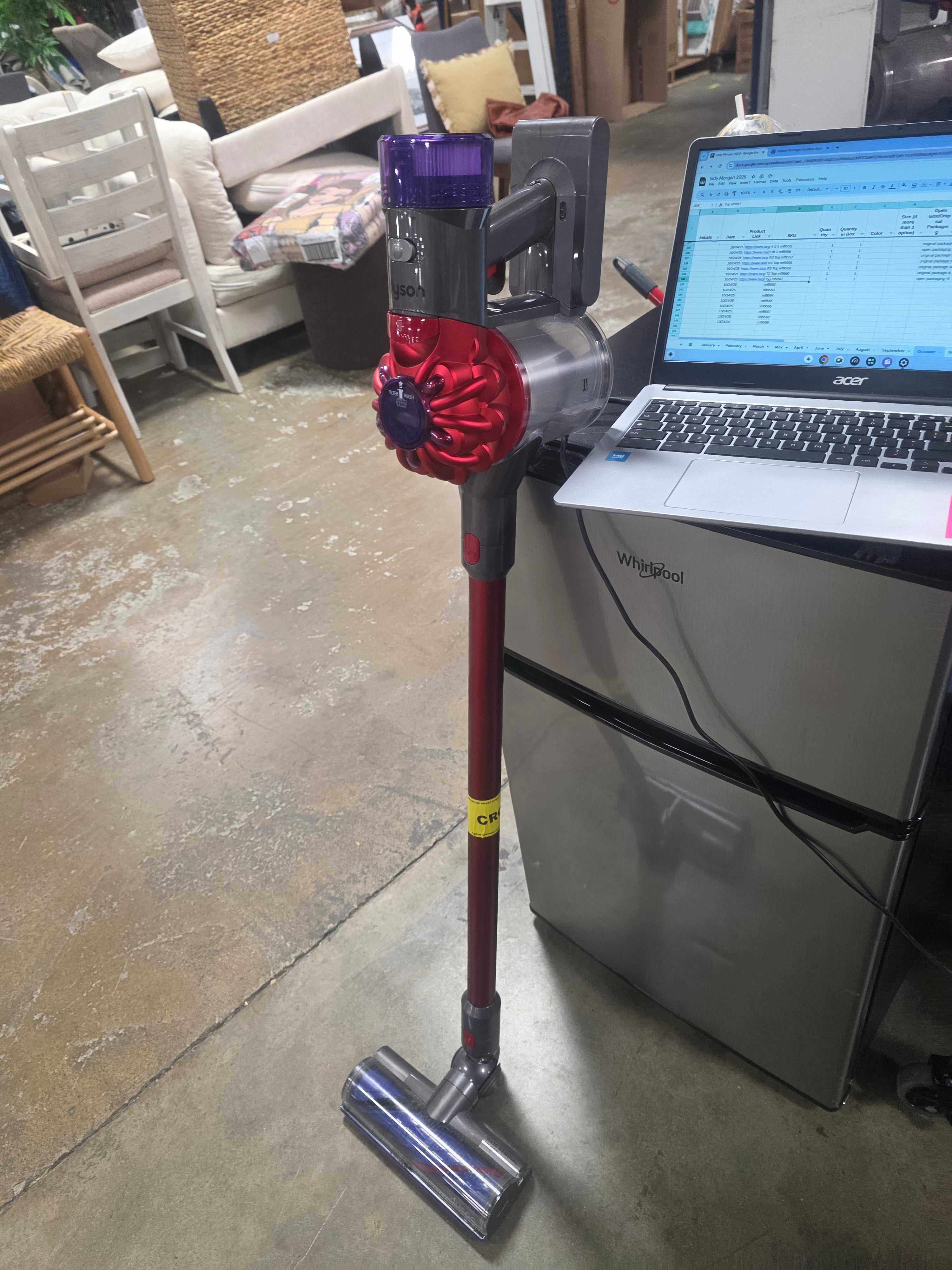 V8 Origin Cordless Stick VACCUM ONLY Red