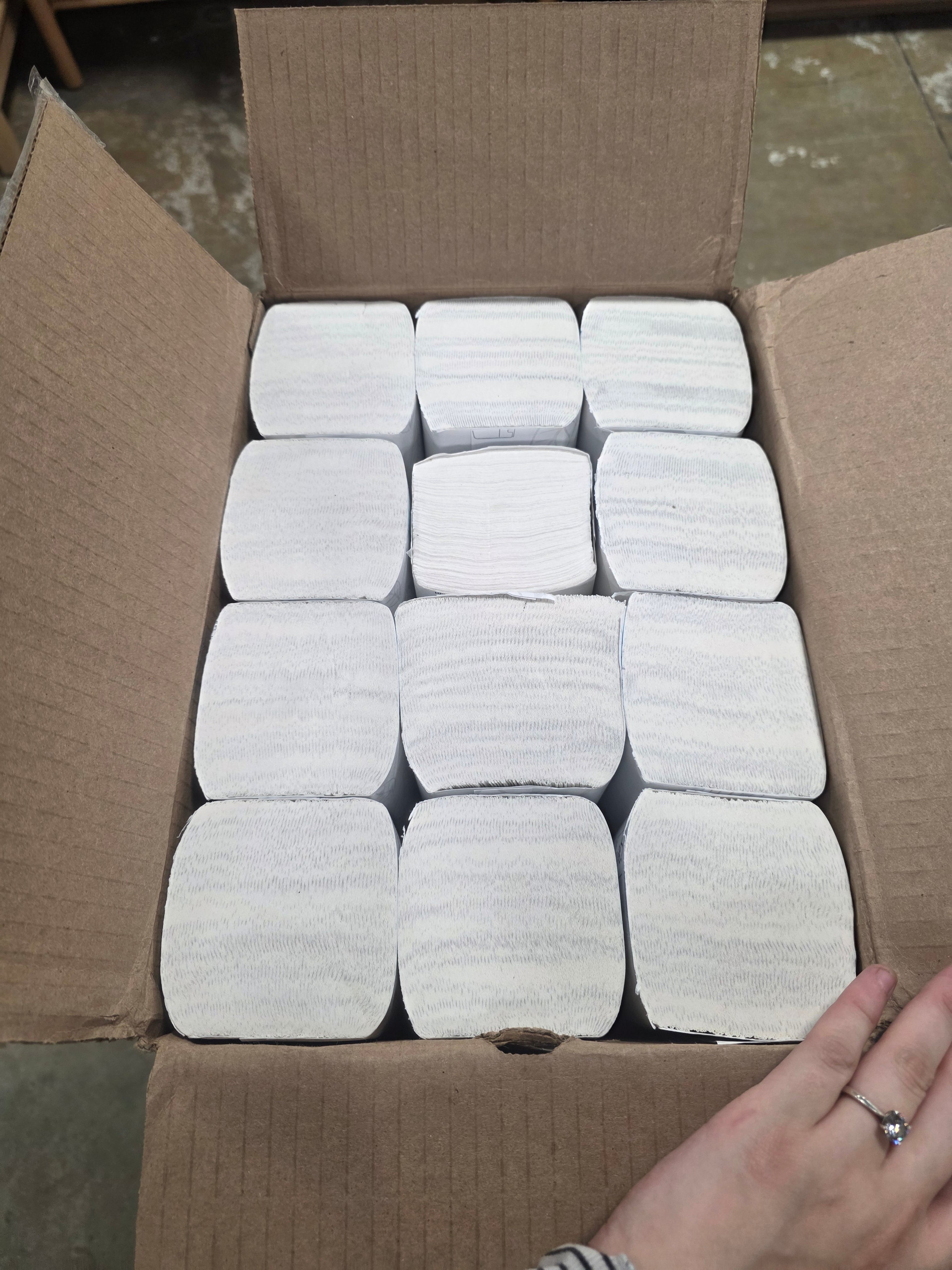 Xpress Soft Multifold Hand Towel White with Grey Leaf Print, Absorbent, 189 Towels Per Pack, 12 Packs, Fits H2 Towel Dispensers