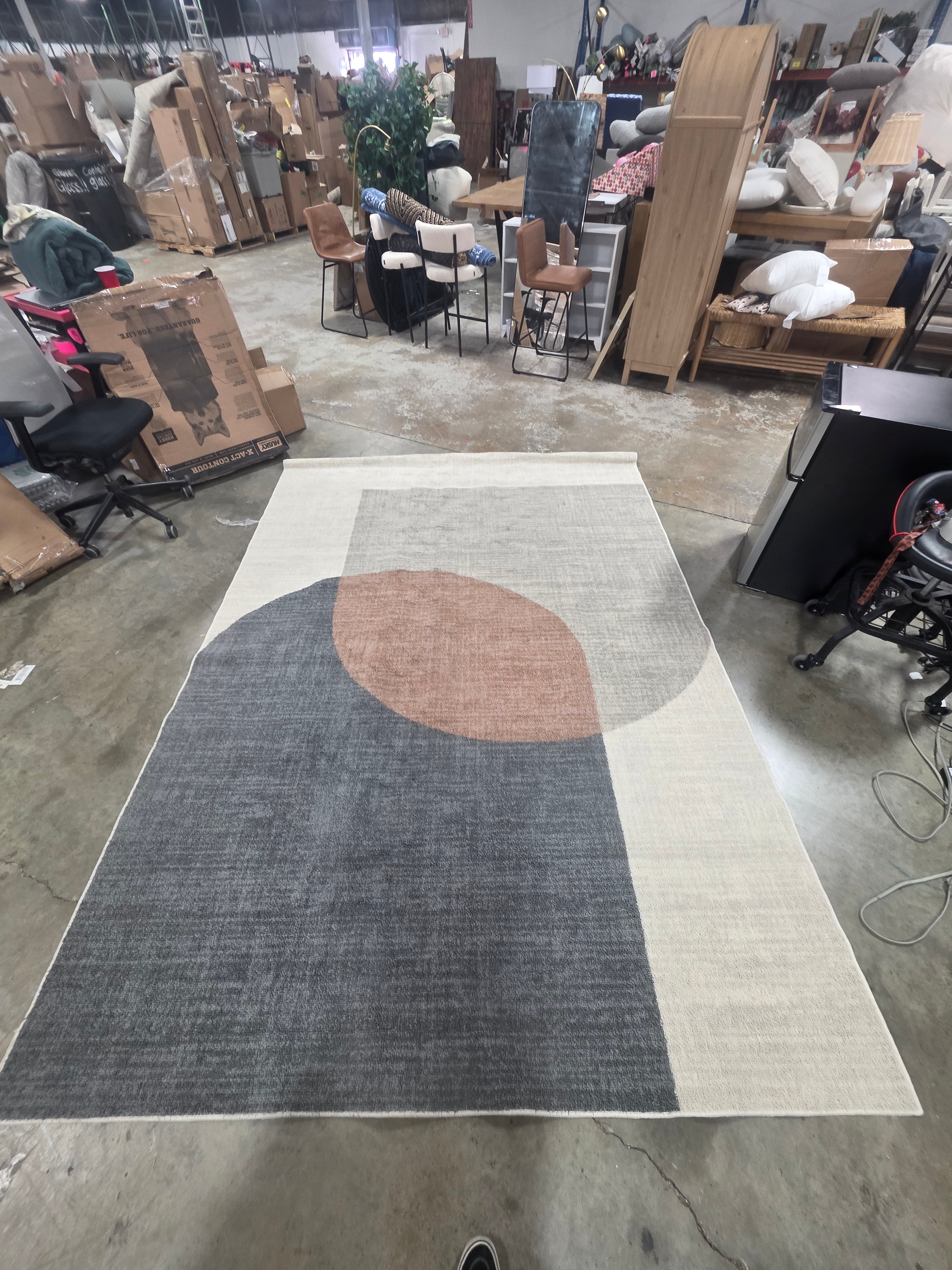 Abstract Geometric Area Rug 7'x10'