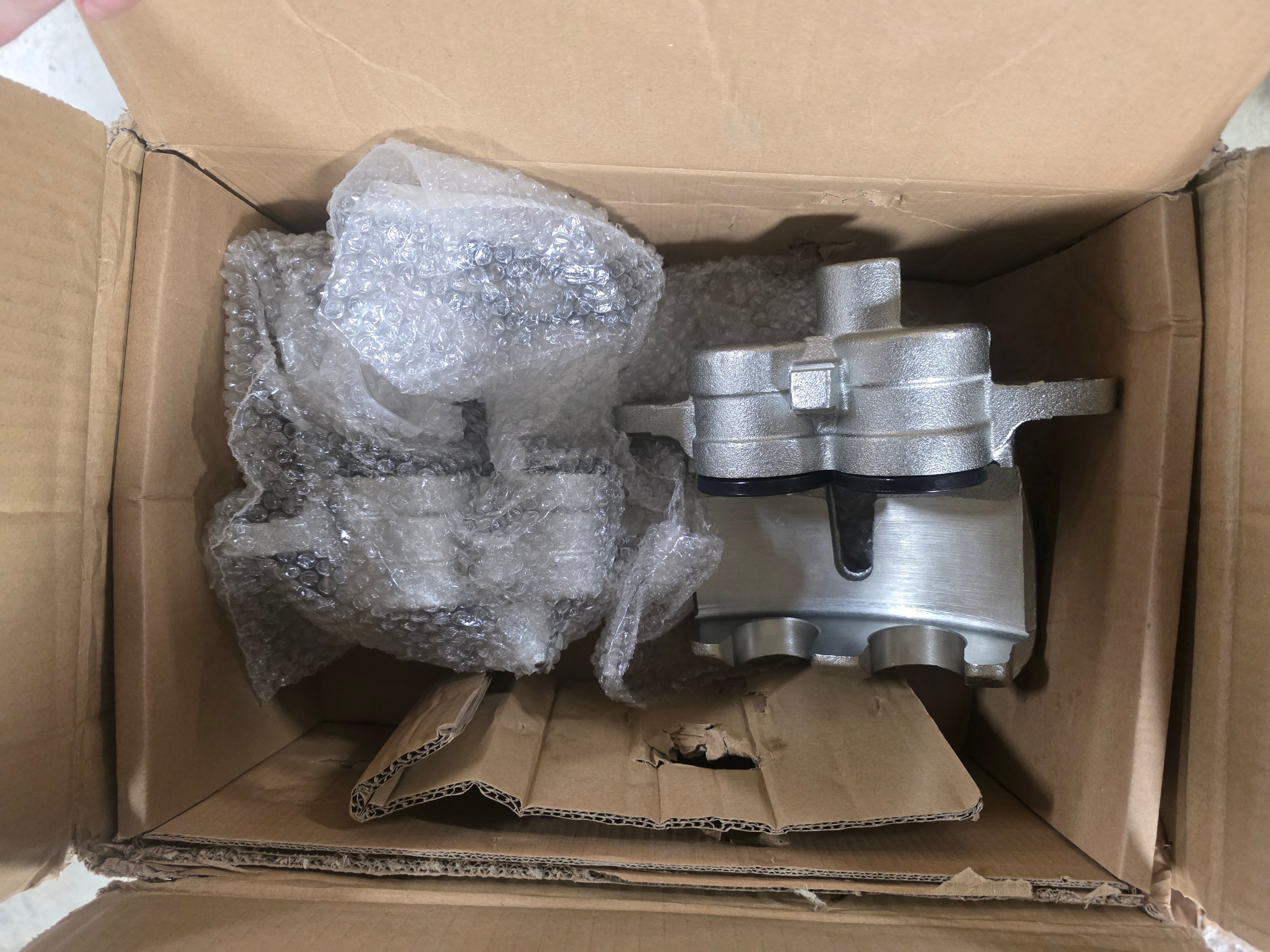 2pcs Disc Brake Caliper Set Front Left Driver and Right Passenger Side Metal Steel Without Bracket