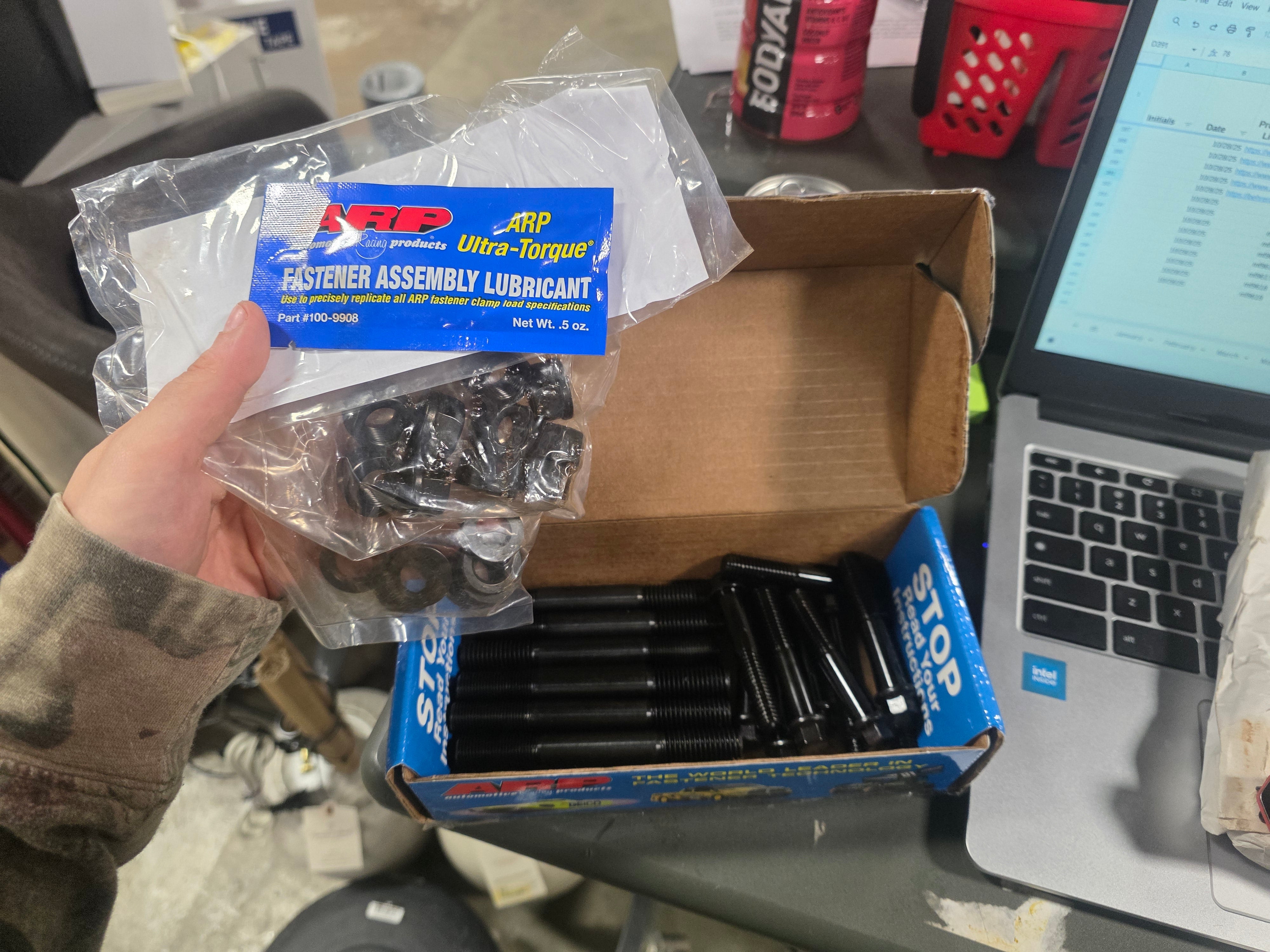 ARP 134-5603 SB Chevy WP Motown iron block msk