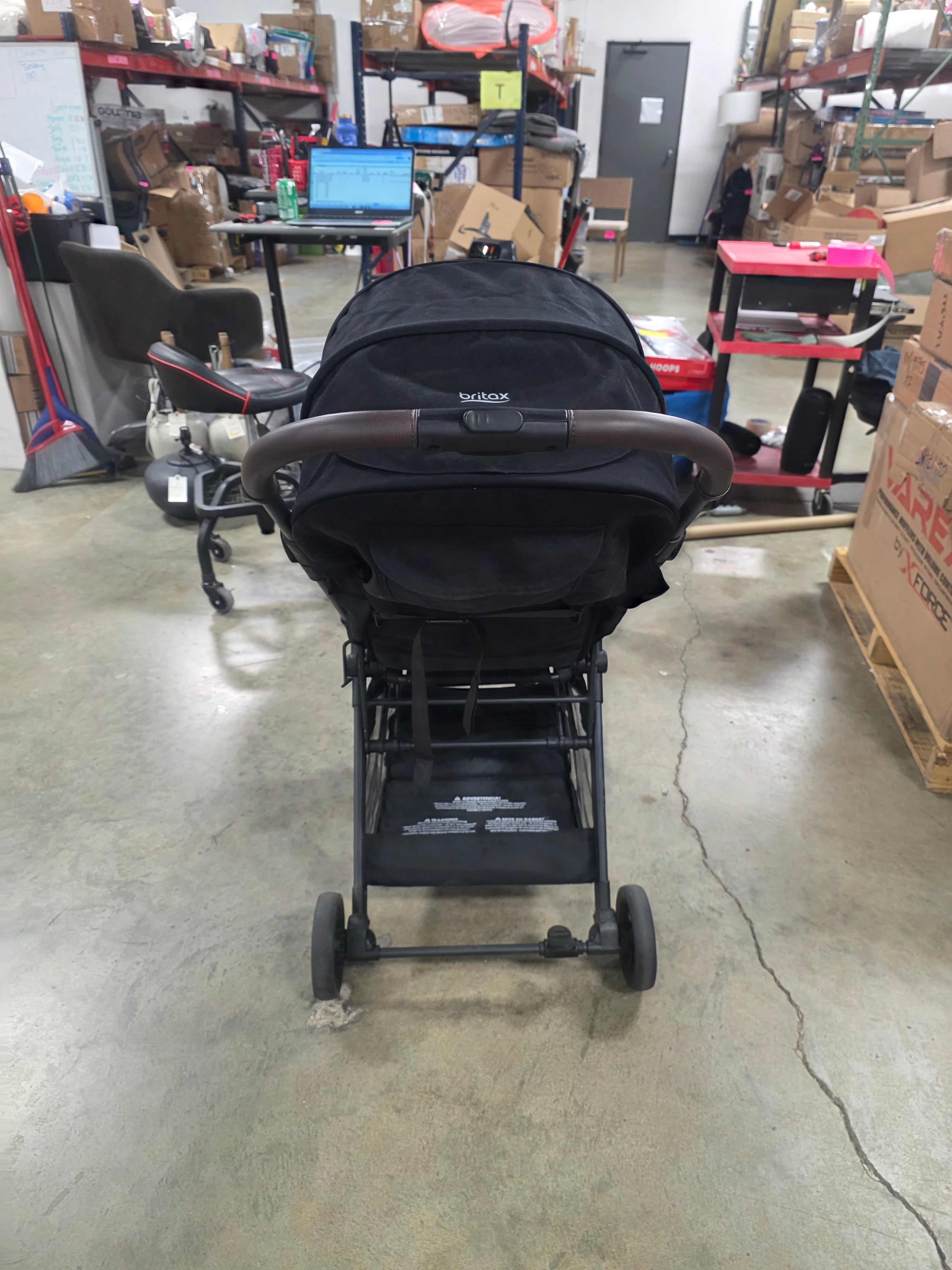 Compact Stroller, Lightweight Fold-and-Go Design - Raven Black