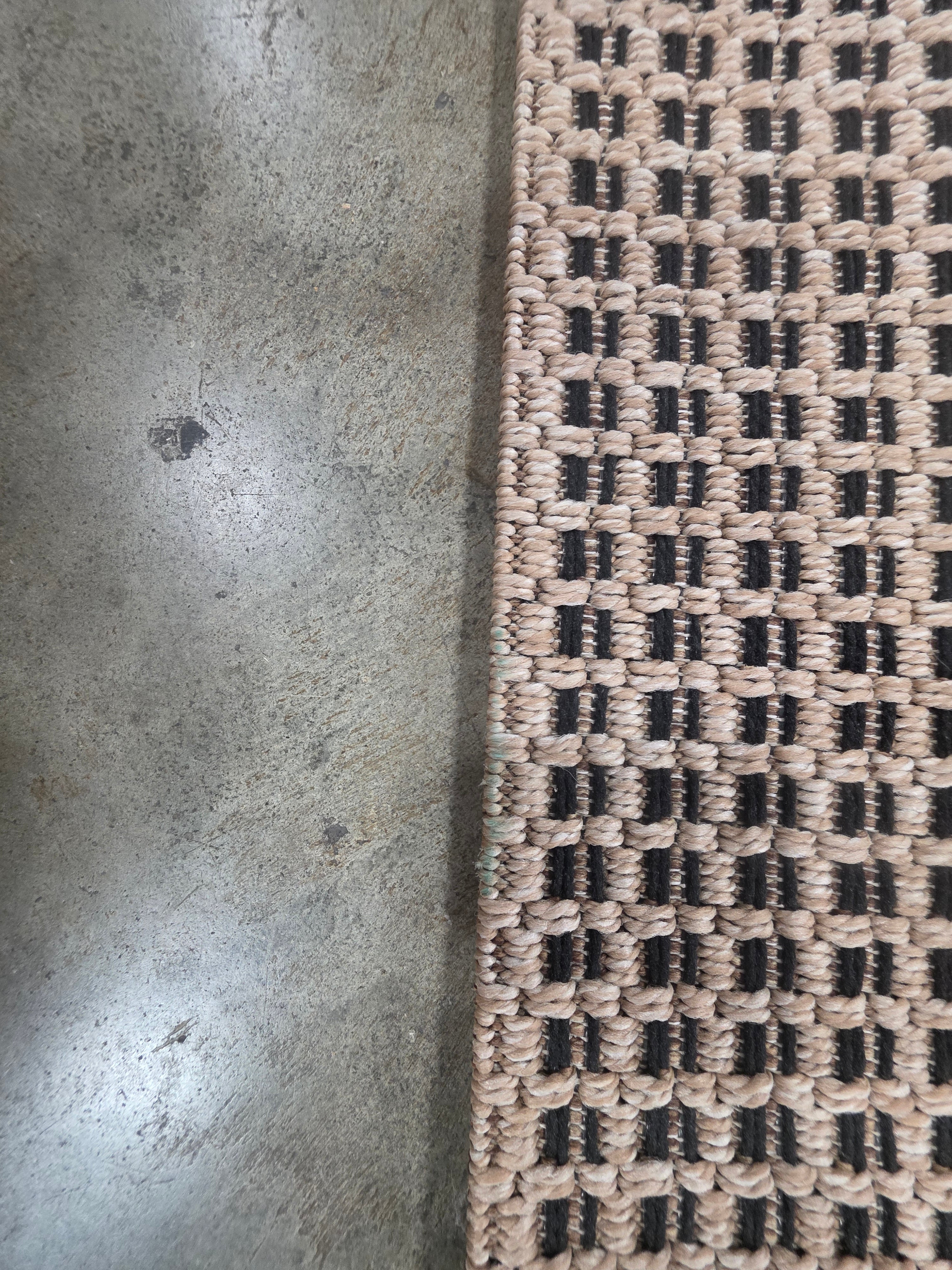 Micro Grid Rectangular Woven Indoor Outdoor Area Rug - 7'10"x10'