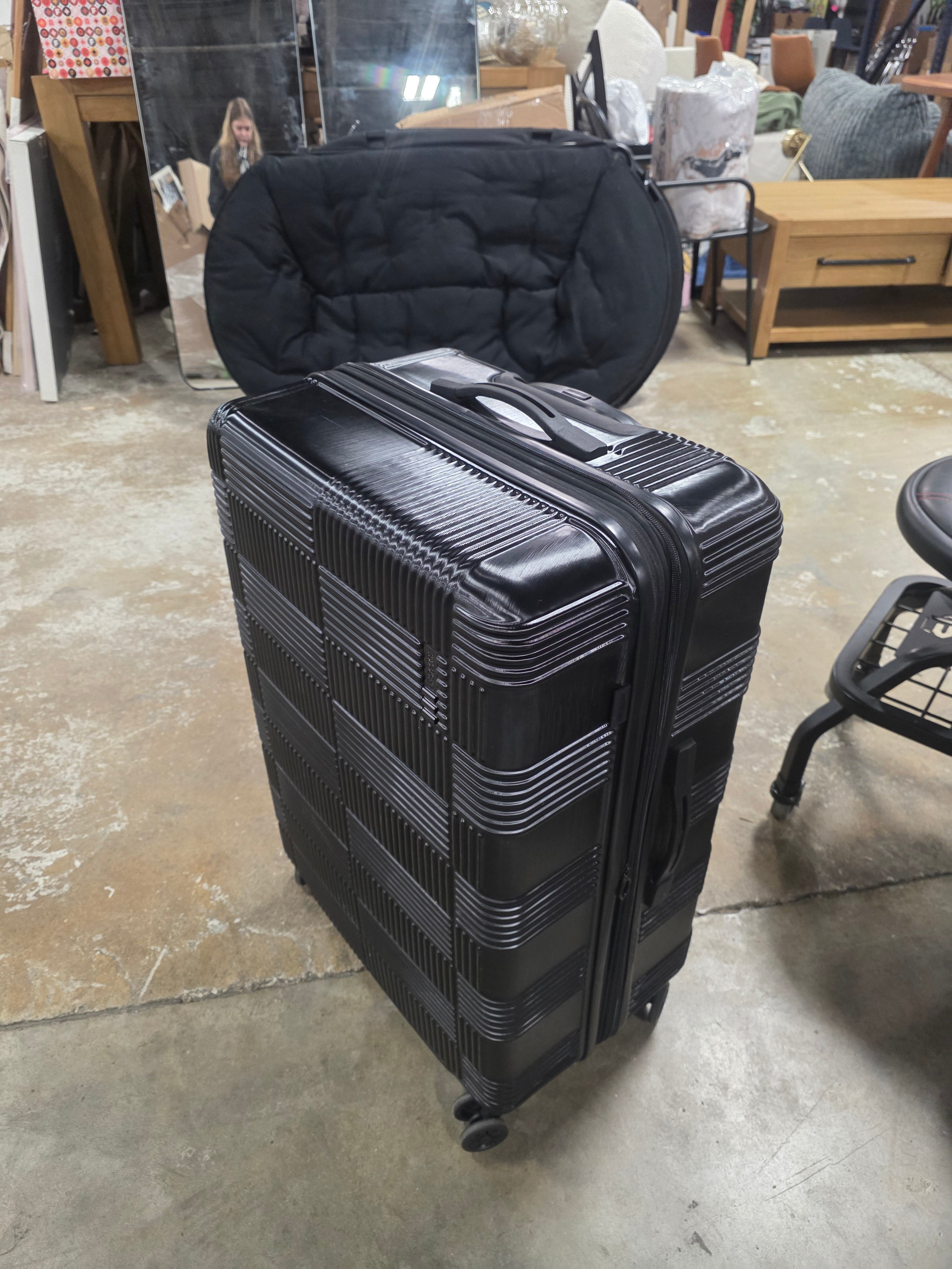 NXT Hardside Large Checked Spinner Suitcase